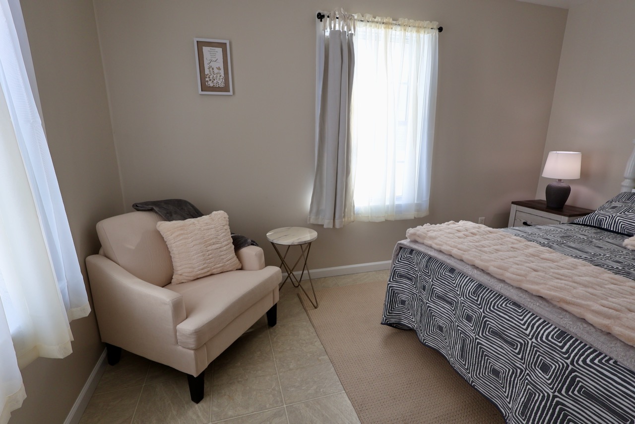 Queen Bed, Side Chair