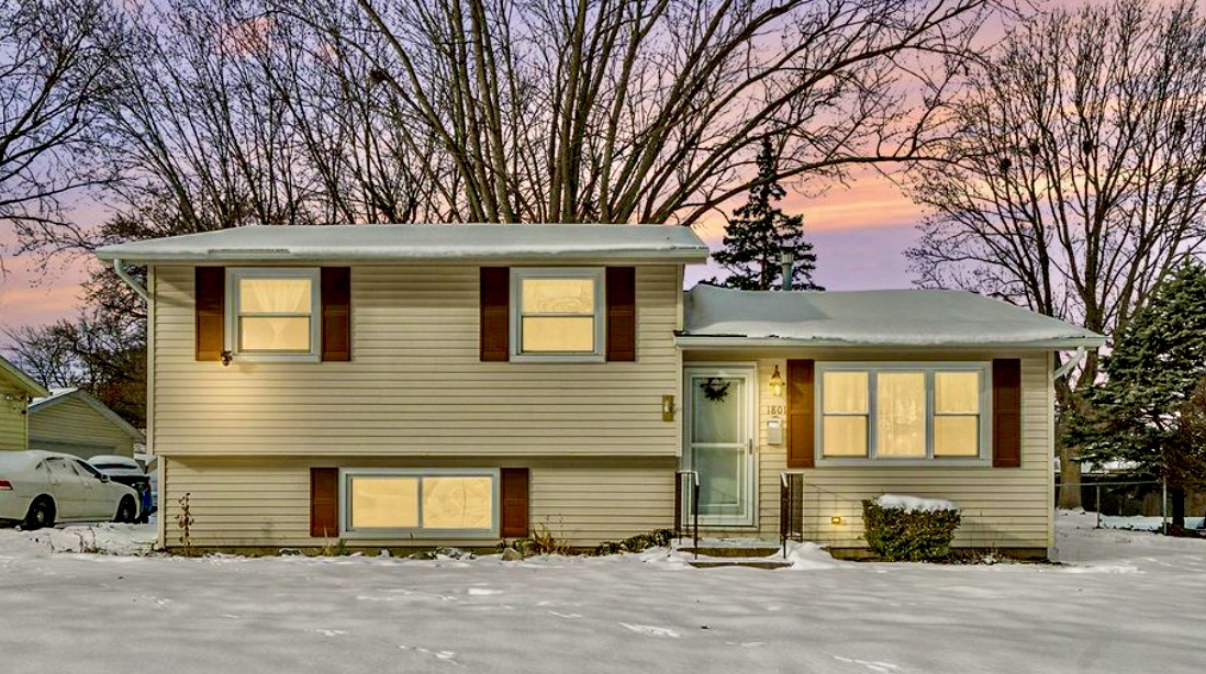 Coming July 2026! Fresh of a full rehab! Special Pre-Release Rates! 4 Bd/1.5 Bathrooms. Conveniently located near ND, shopping, hospitals, and major roadways. Quiet neighborhood- 1 block to two parks! Pet friendly.