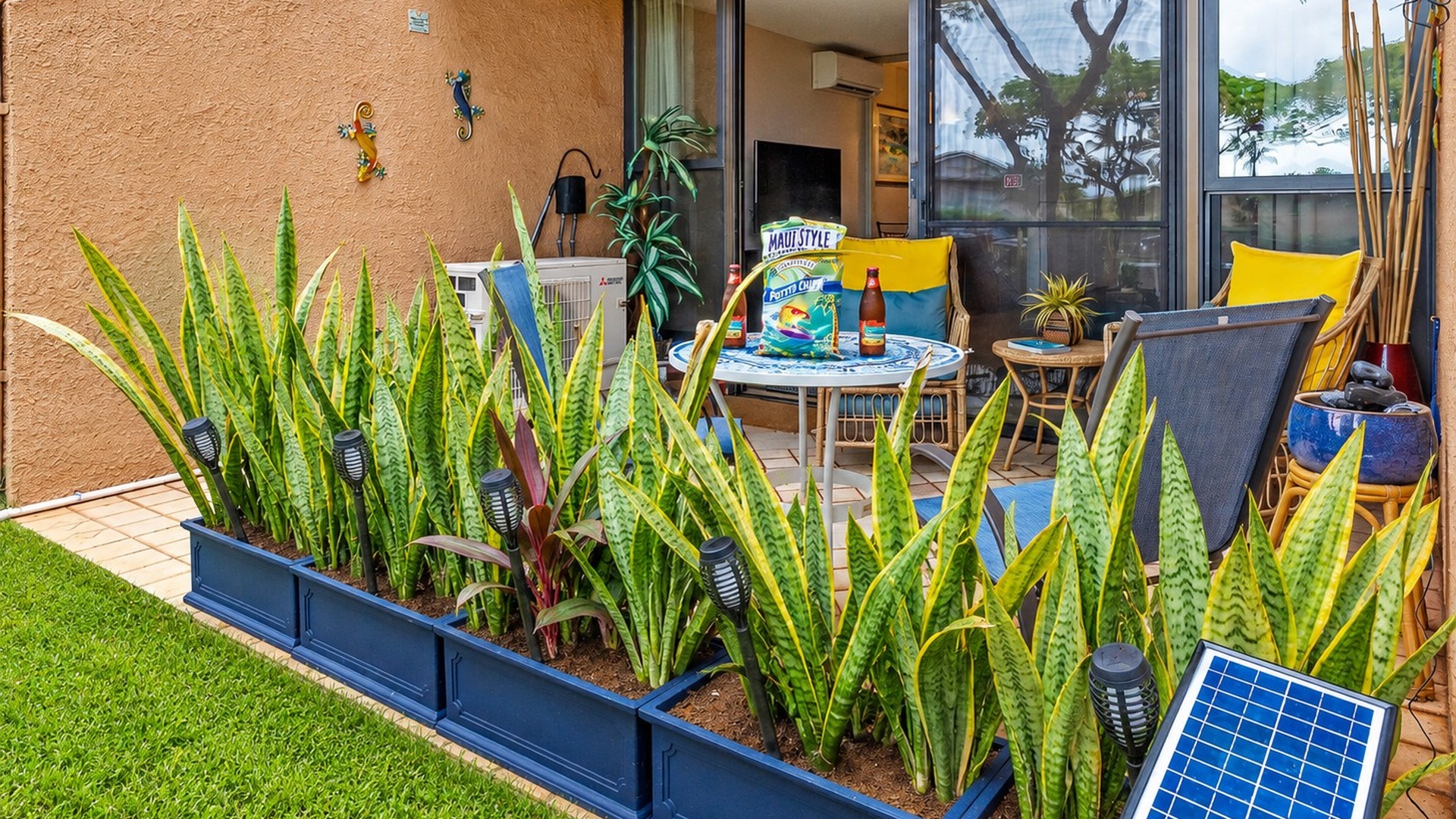 Large first floor lanai