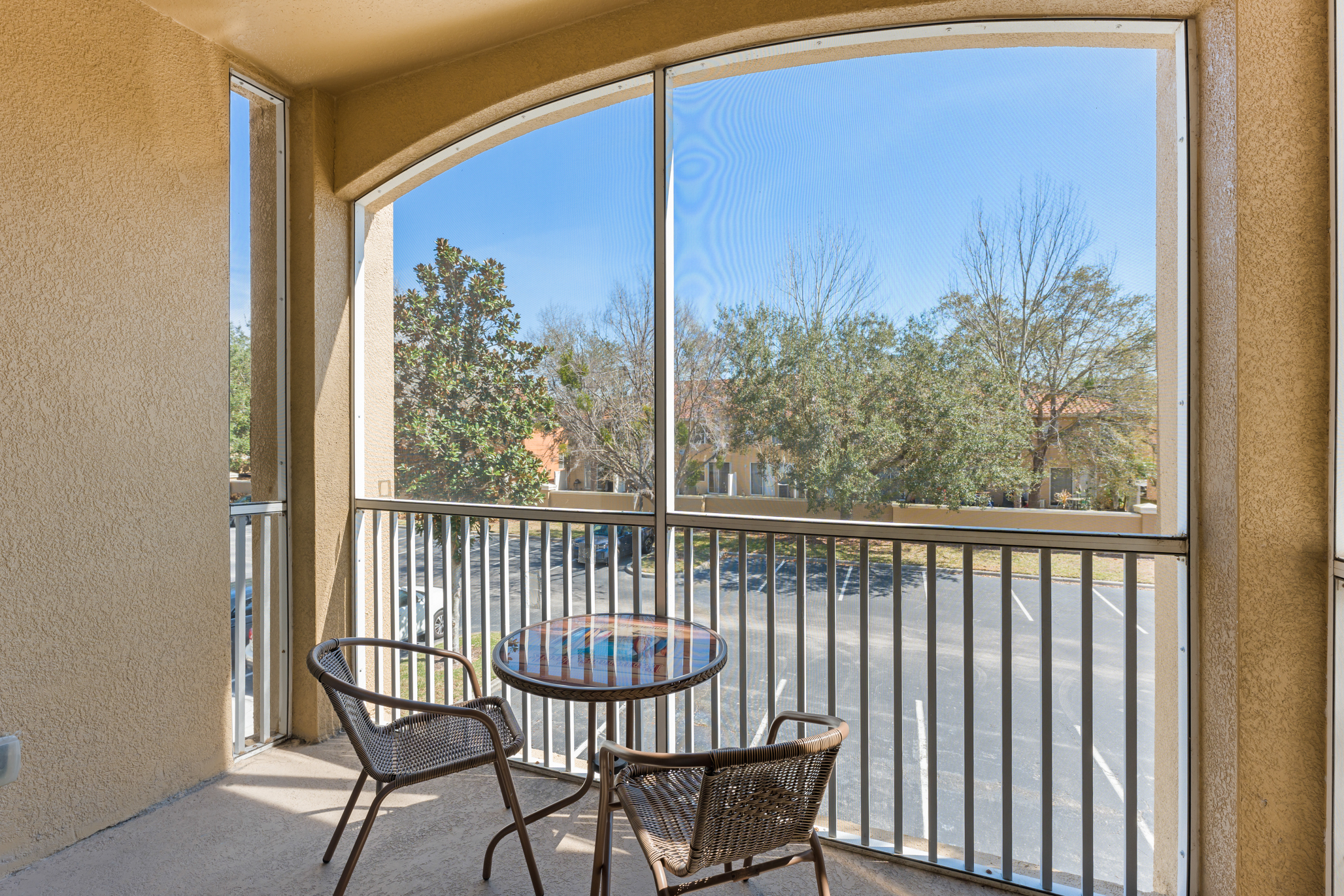 Spacious screened in Lanai