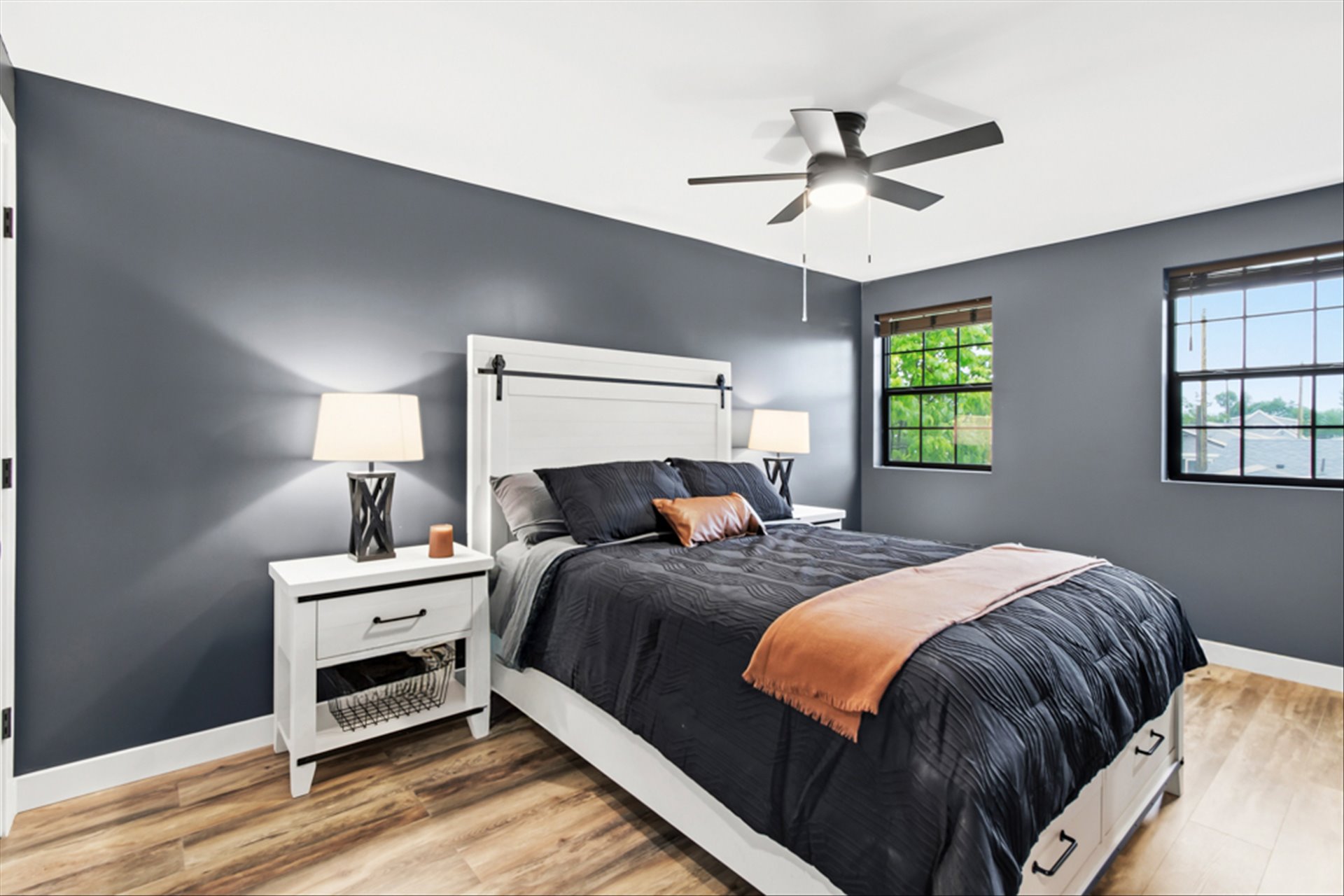 The Loft on Waterbury - Primary Bedroom