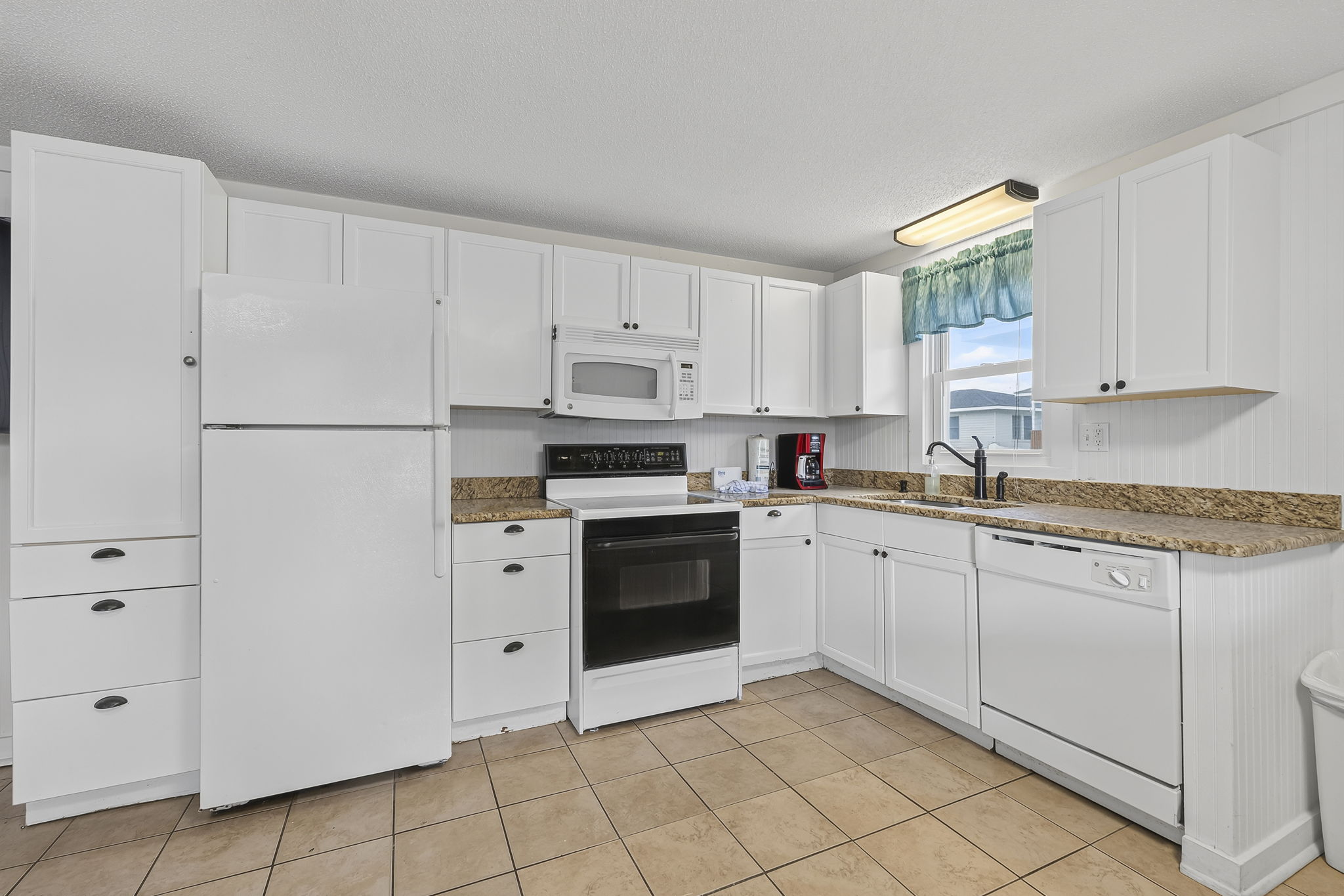 Kitchen Unit 3