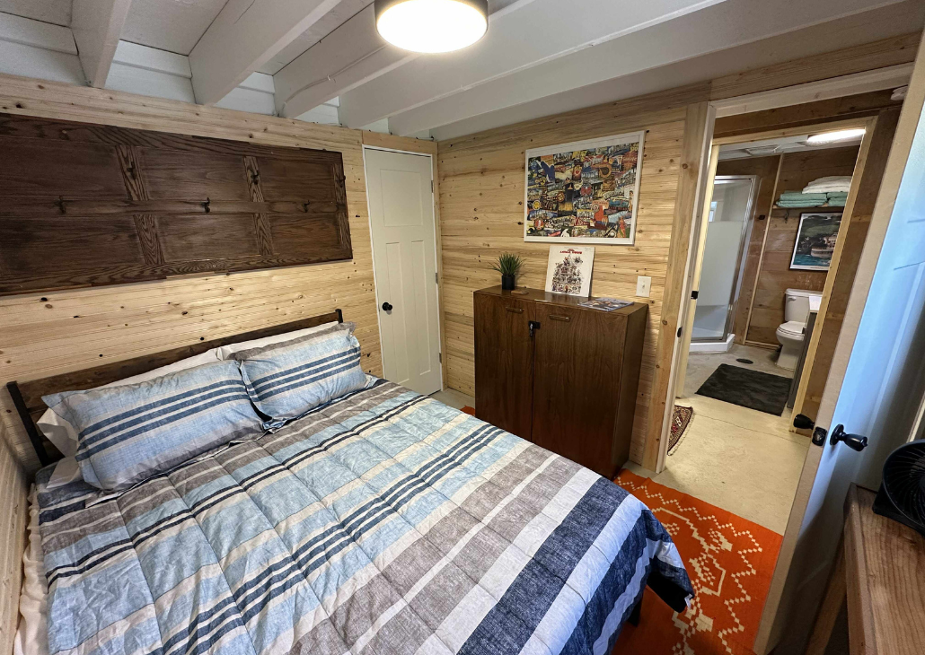 NEW queen bed in enclosed bedroom as of July 2025.