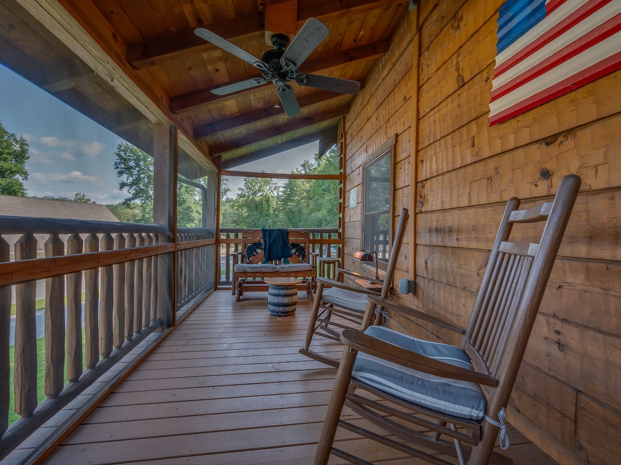 Front porch screened area for relaxing 
