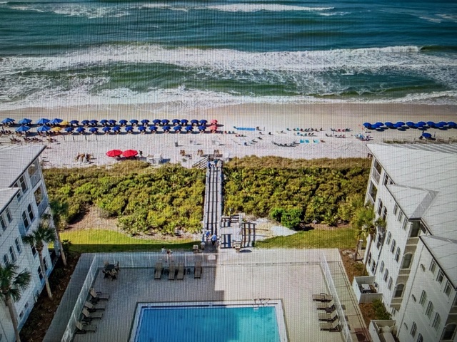 Overview of Beach (Beach Service on Left & Bring your own chairs on right)