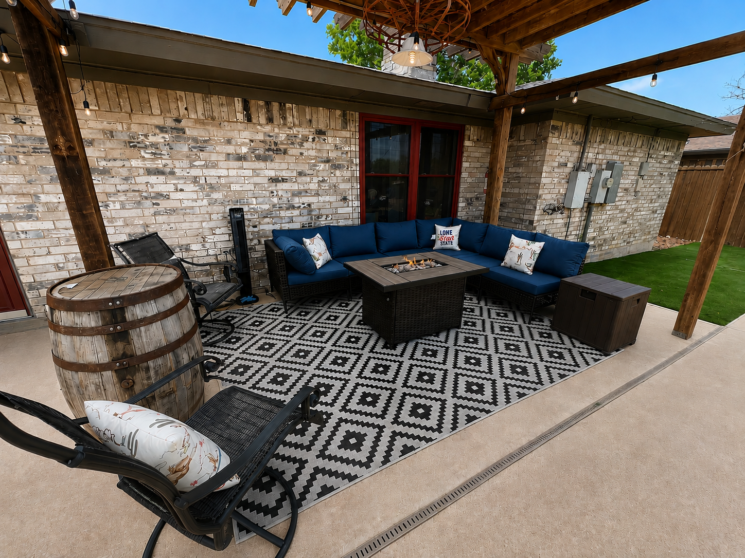 Relax by the Fire pit under the covered pergola