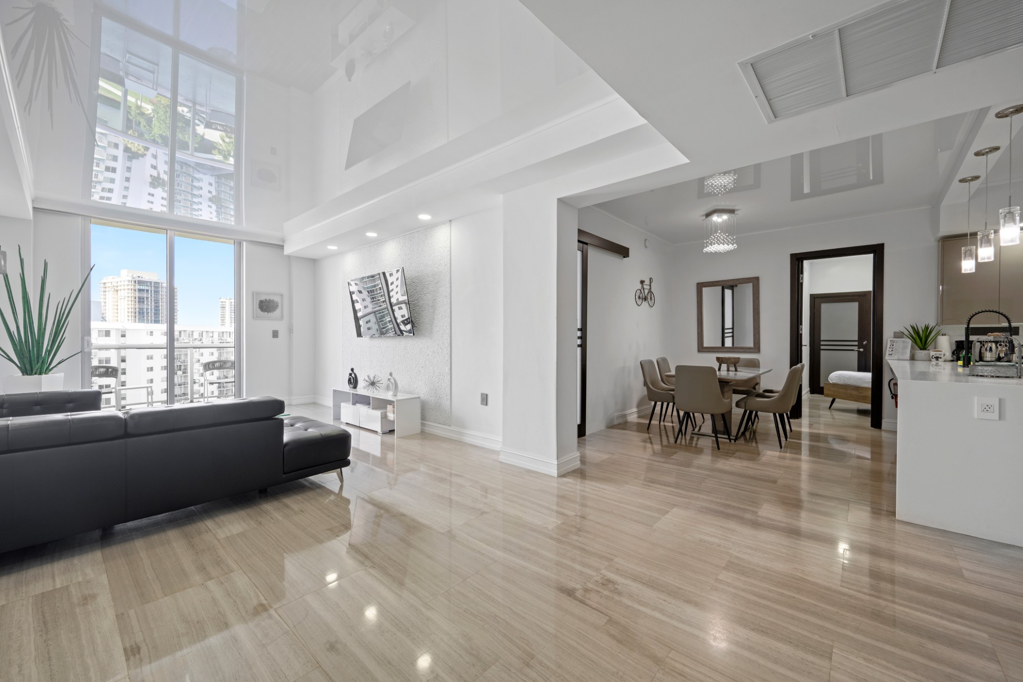 PH-16 in Sunny Isles Beach, FL