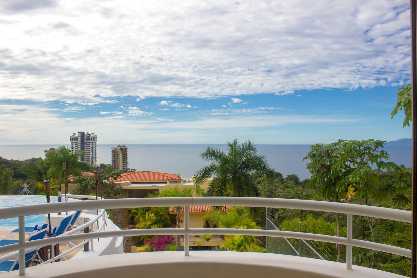 Suite III (2nd Flr) - Ocean View