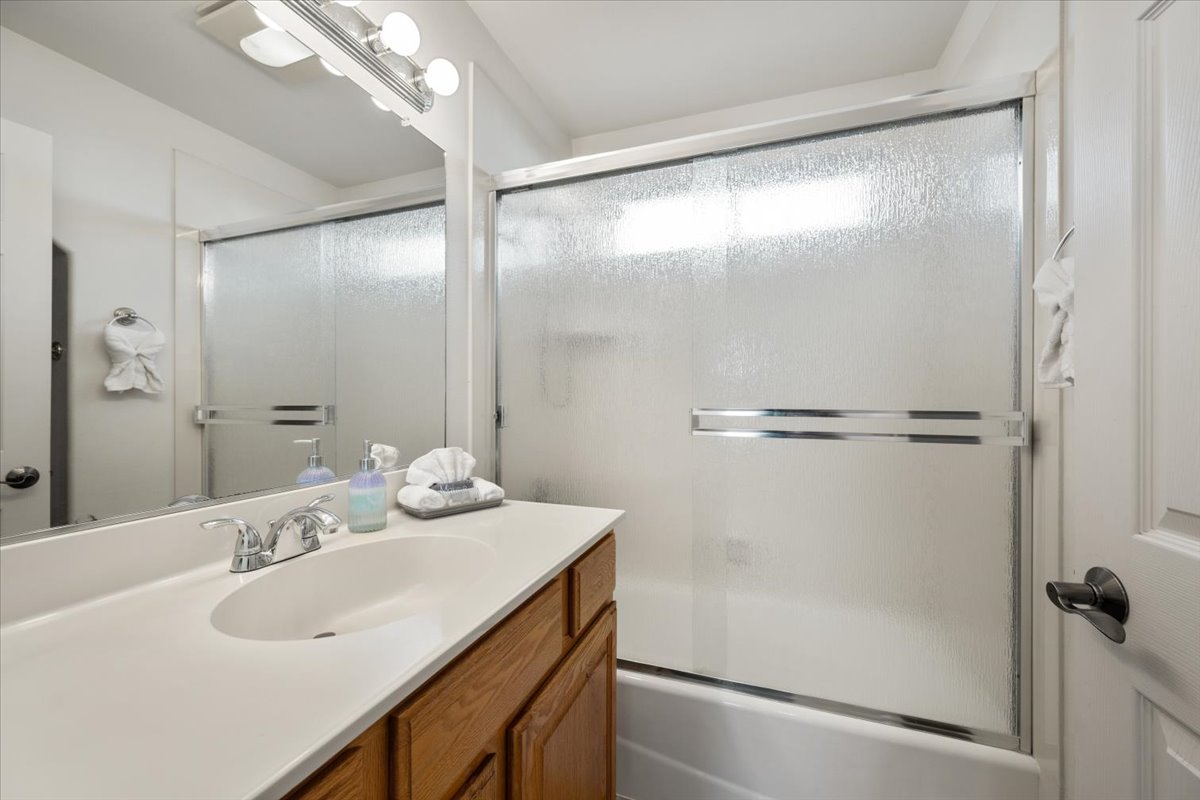 Hall bathroom downstairs