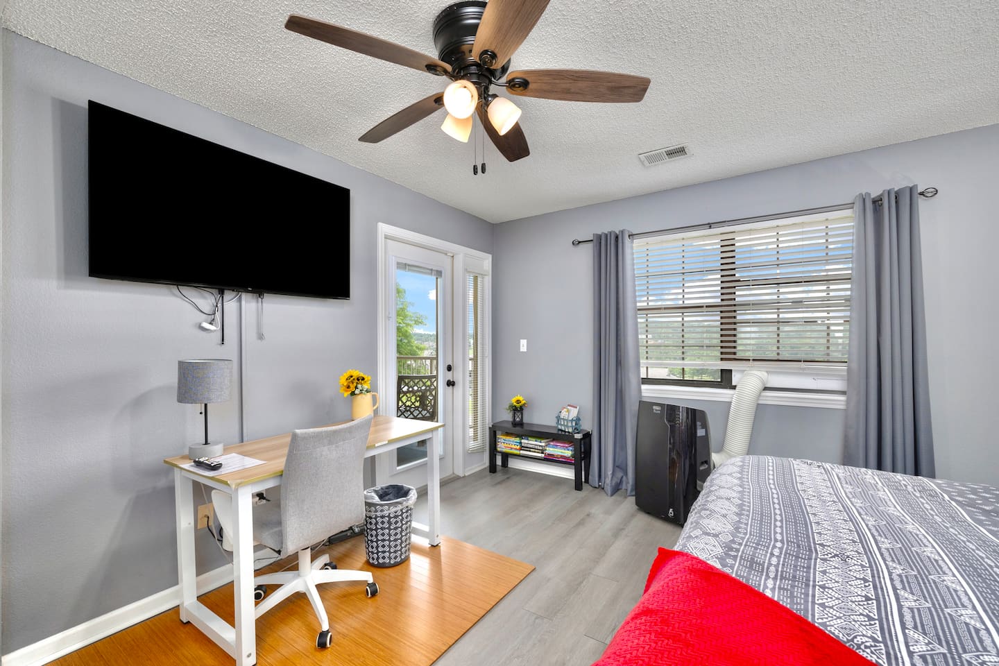 Bedroom Retreat: Bright space with modern decor, perfect for relaxing or working remotely!