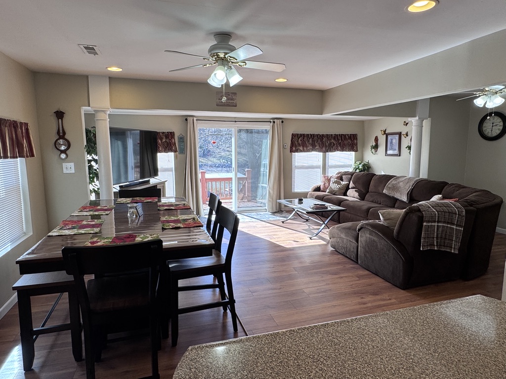 Great views of the lake from the main living space. All new flooring was installed March 2026.