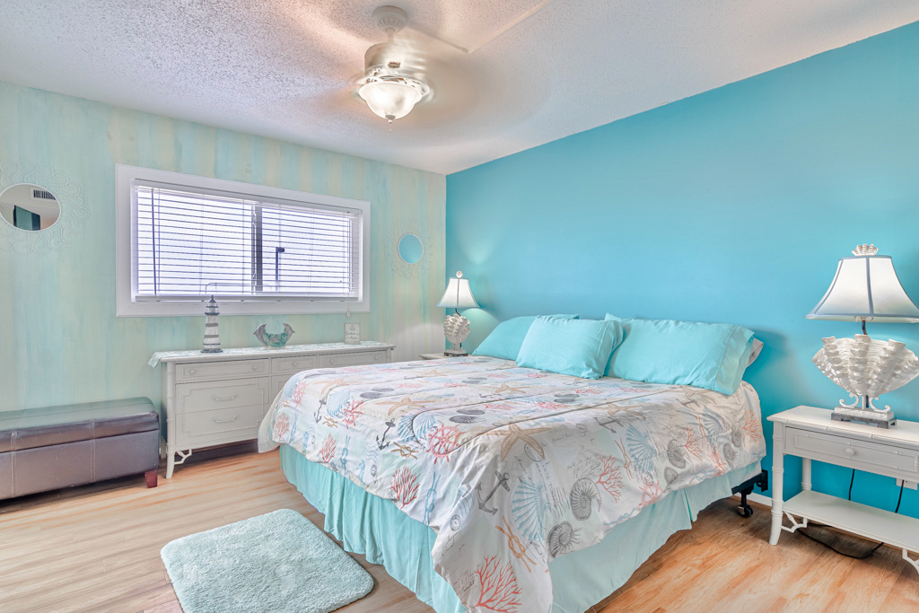 King bed