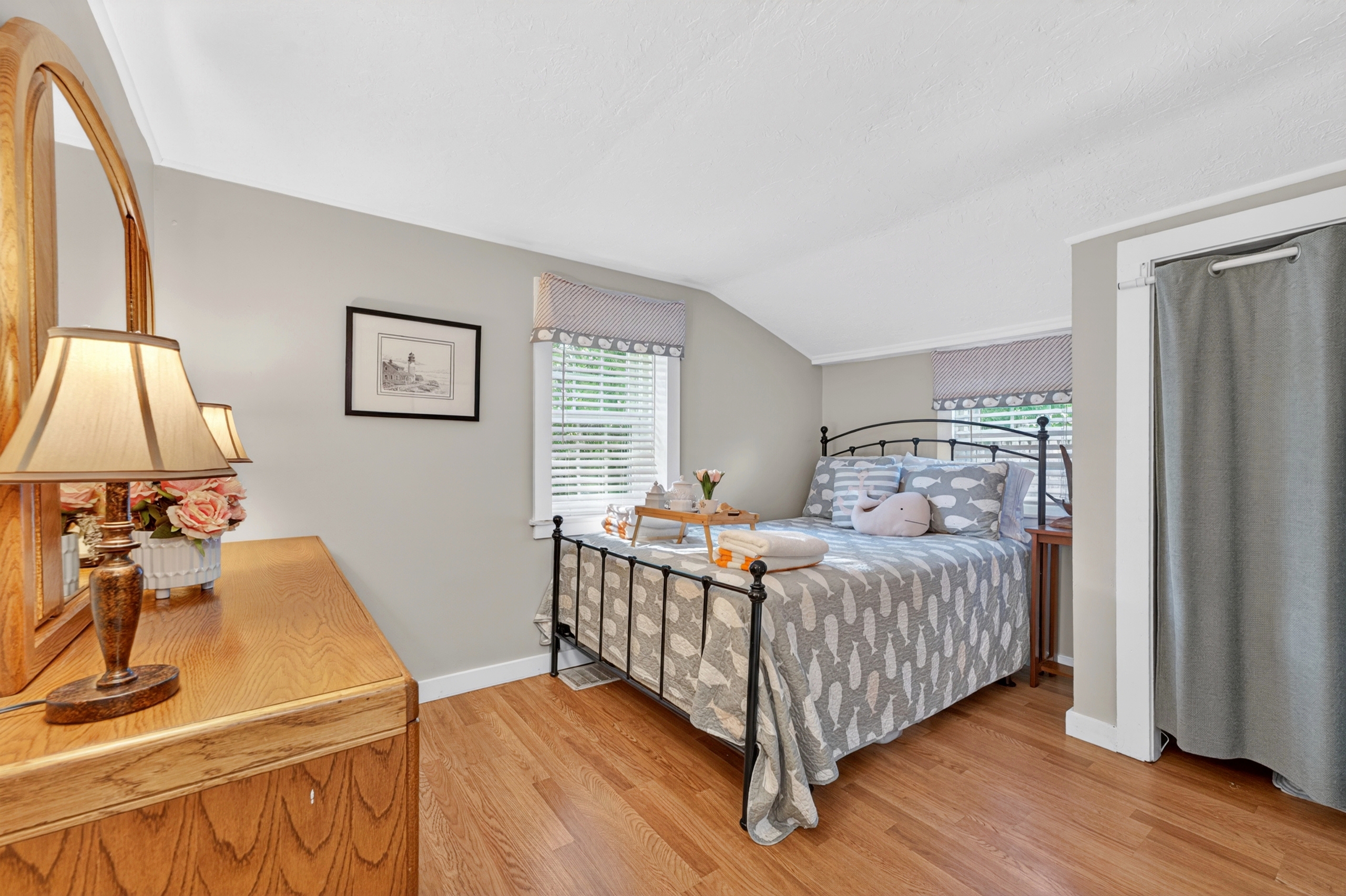 A restful escape with a queen bed that's made for comfort.
