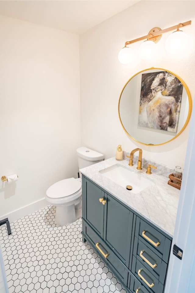 Powder Room - Next to Kitchen
