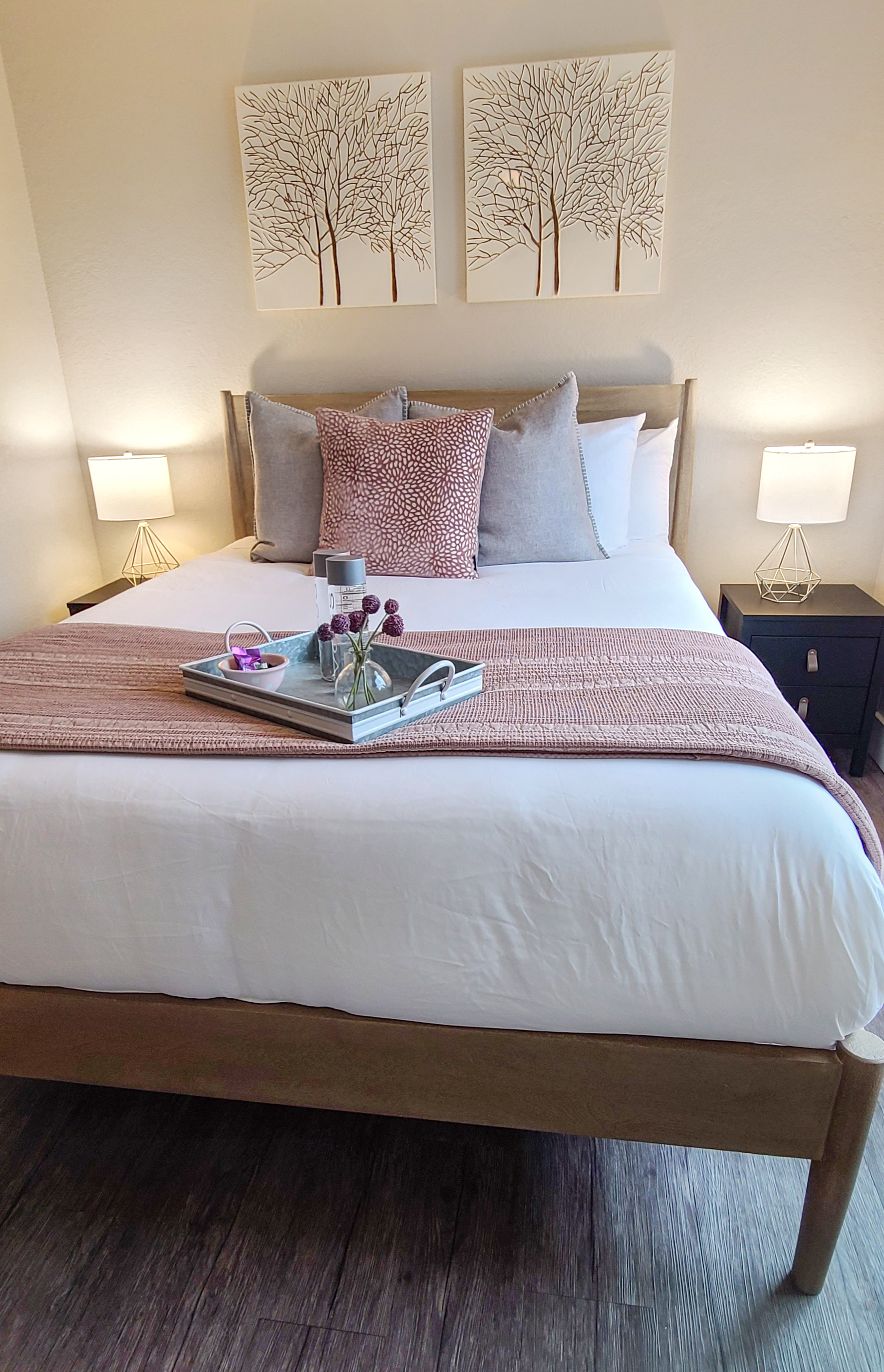 Ski Retreat | Walk-to-Lifts, HotTub + Free Parking 3