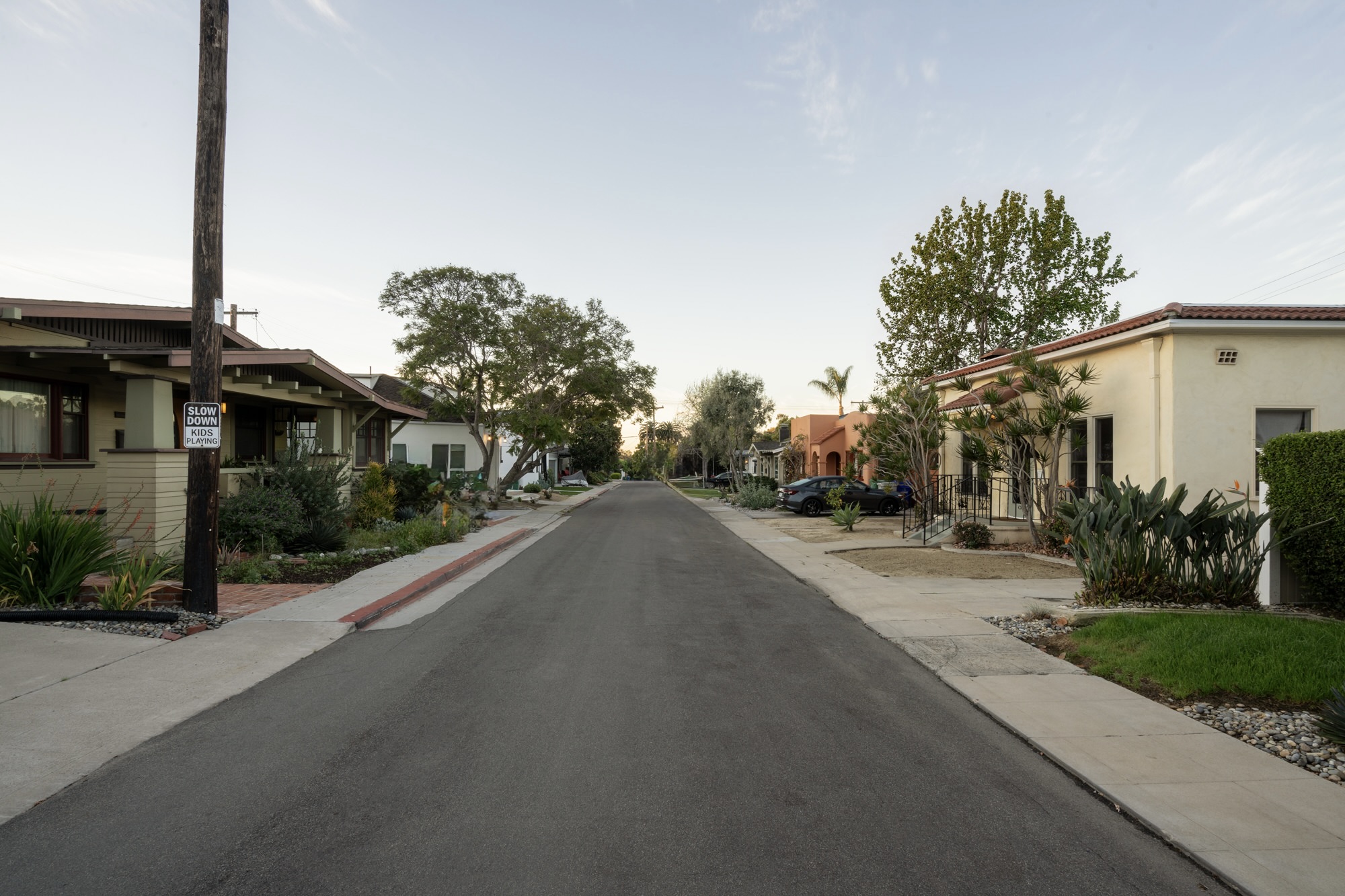 The street is cozy, cute and quiet.
