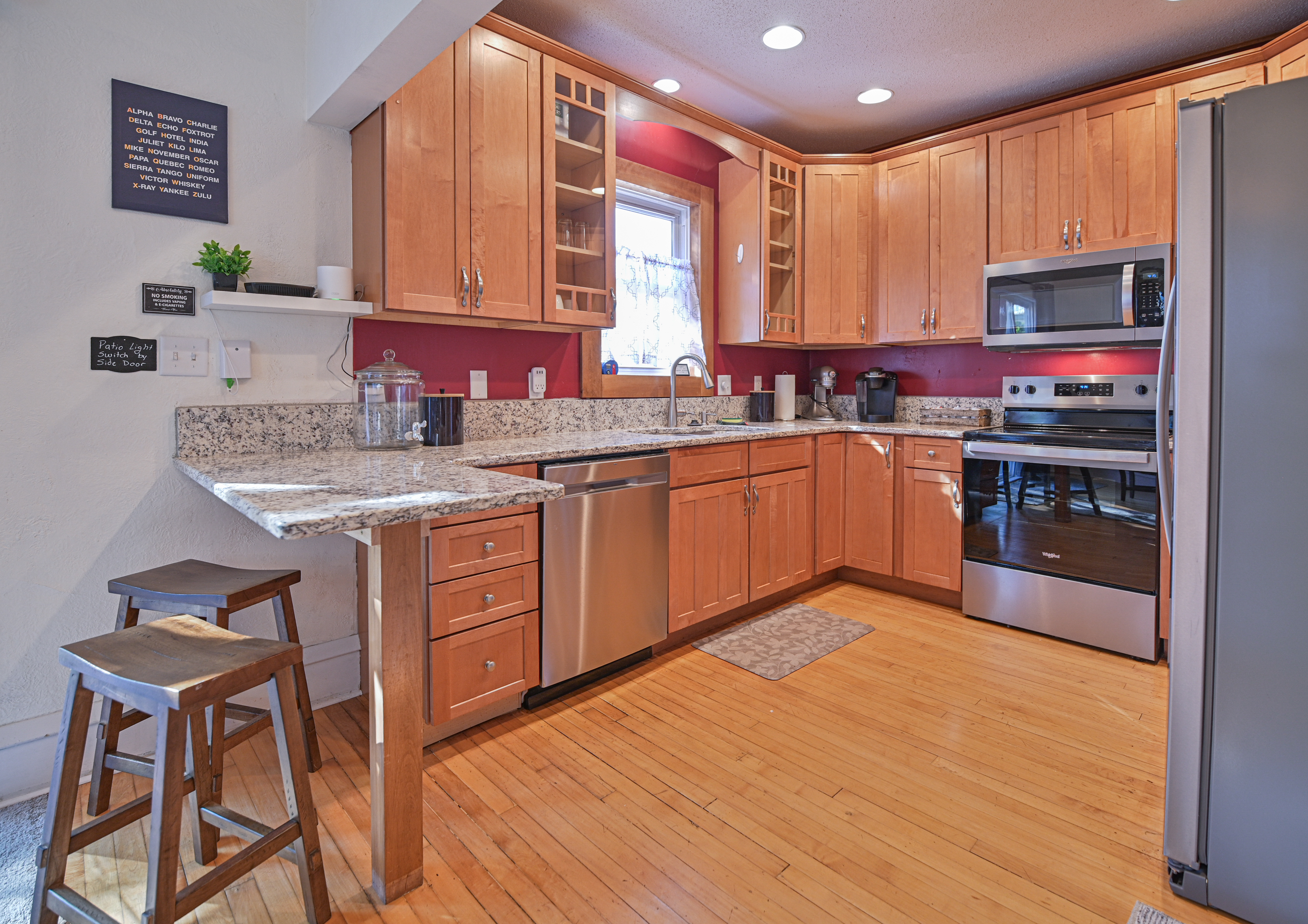 Kitchen w/ Kitchen Aid / Keurig