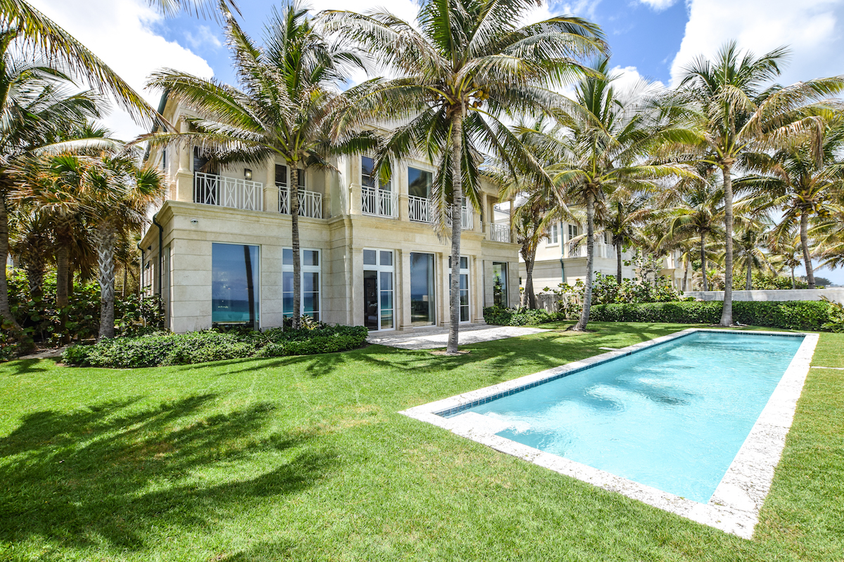 Paradise Beach villa 40' Heated Pool