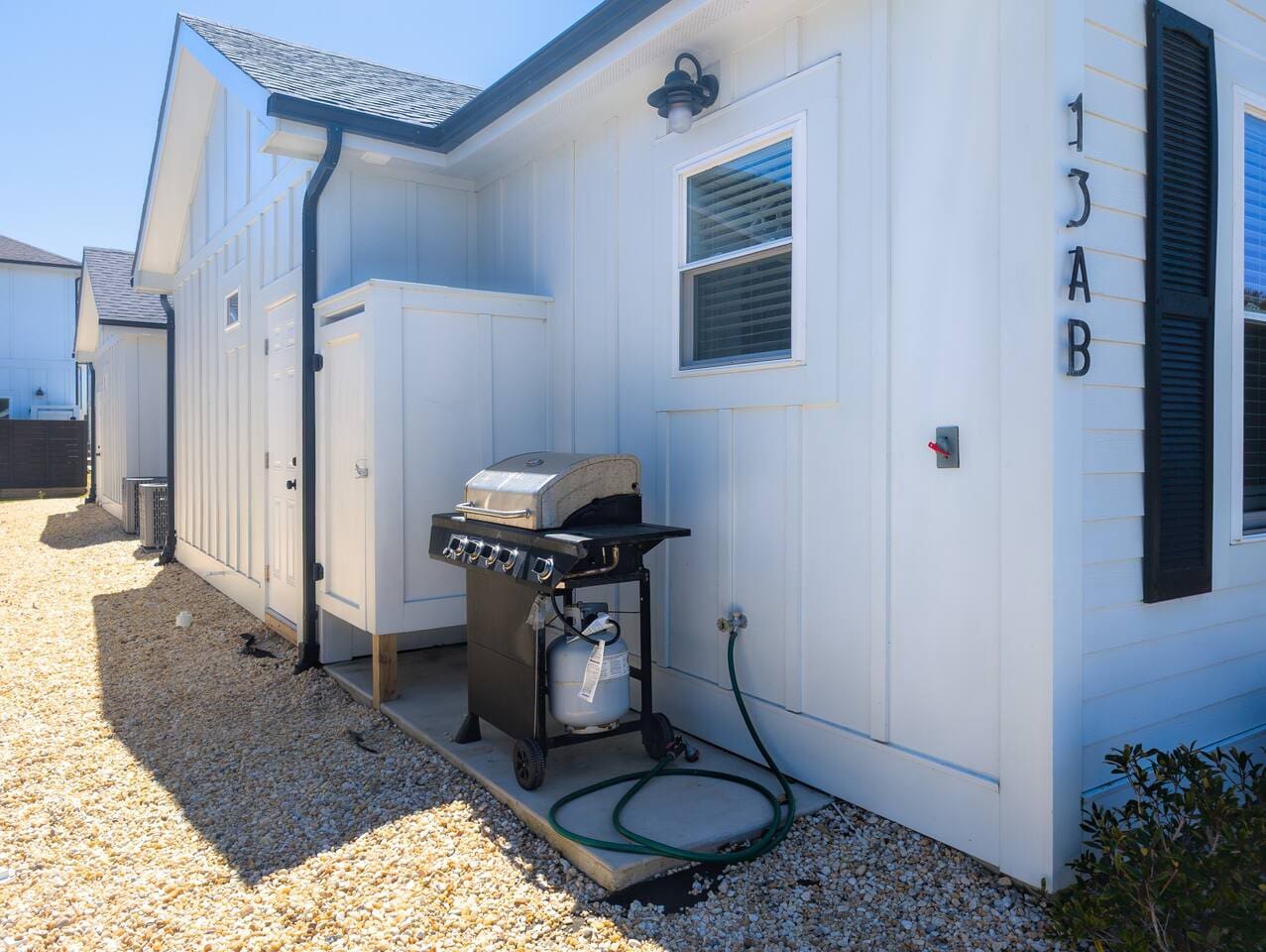 Exterior with grill