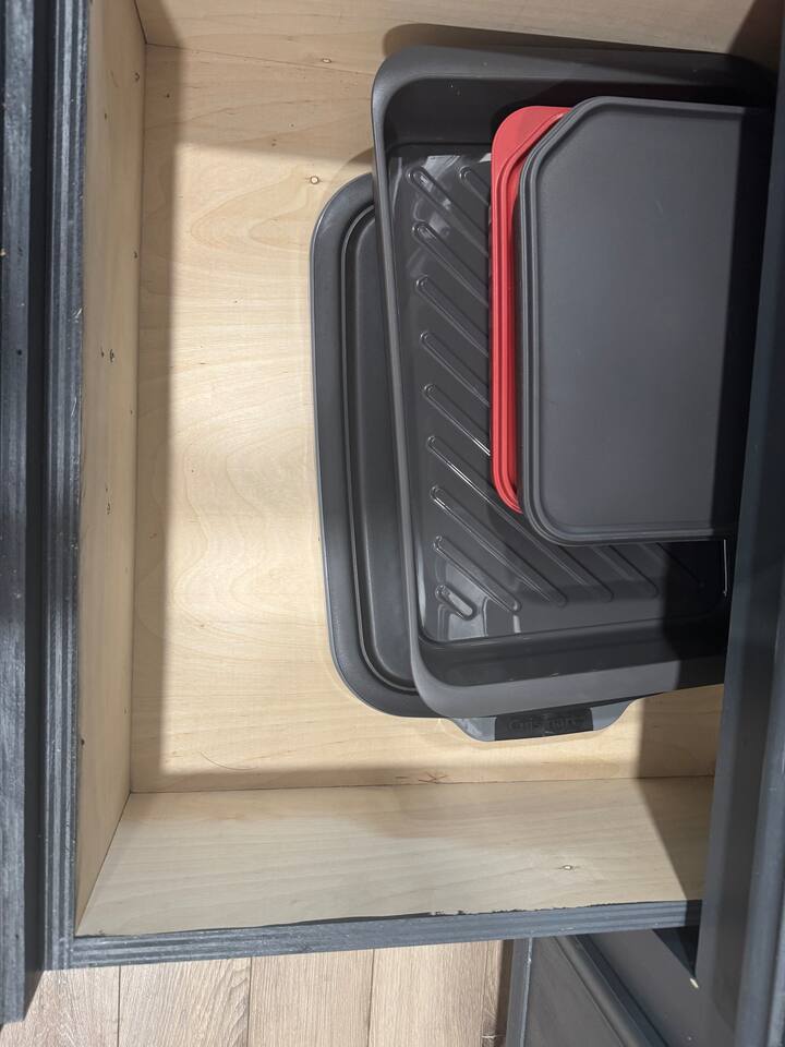 Oven pans