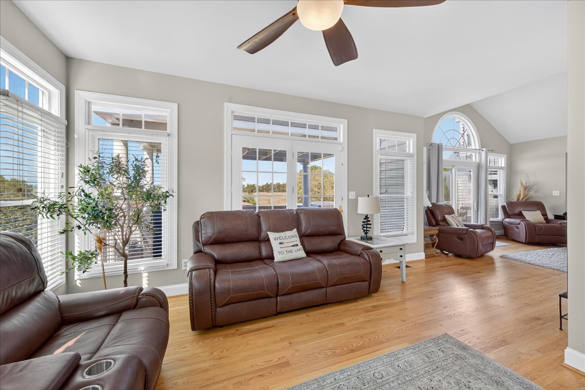 Comfy recliners and endless water views.
