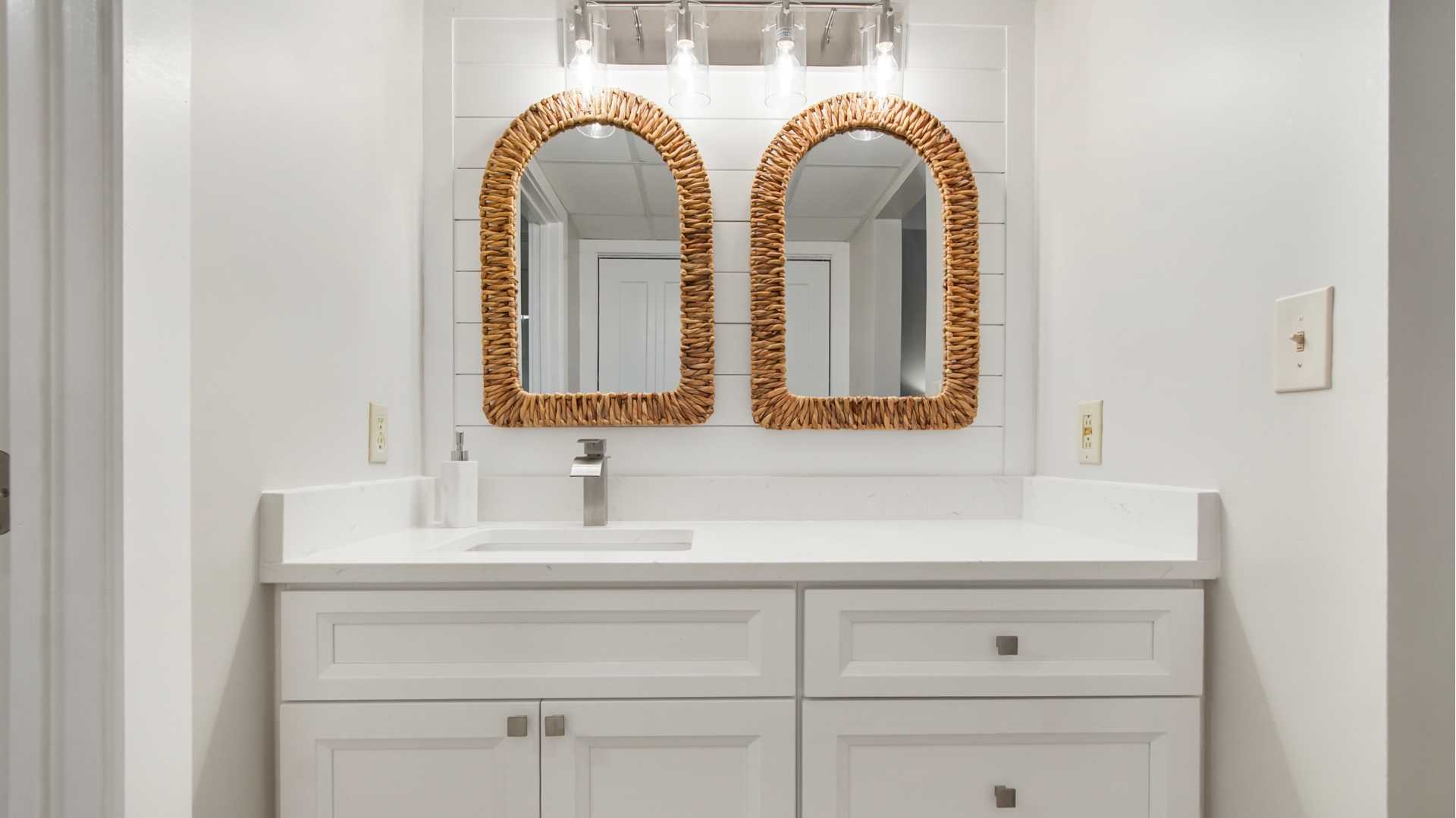 Main bathroom double vanity