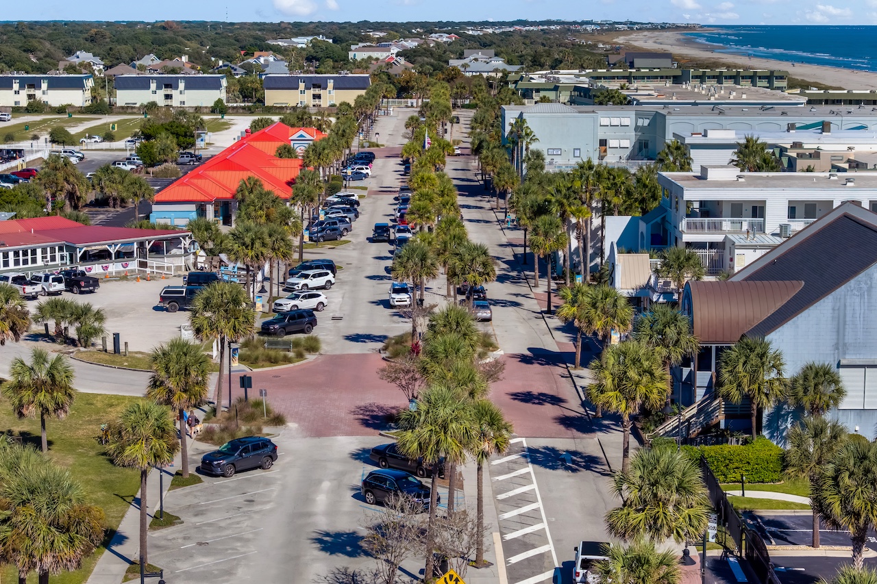 Downtown IOP | Susu's Sea Cabin | 238C 1300 Ocean Blvd | Isle of Palms, SC | IOP Escapes