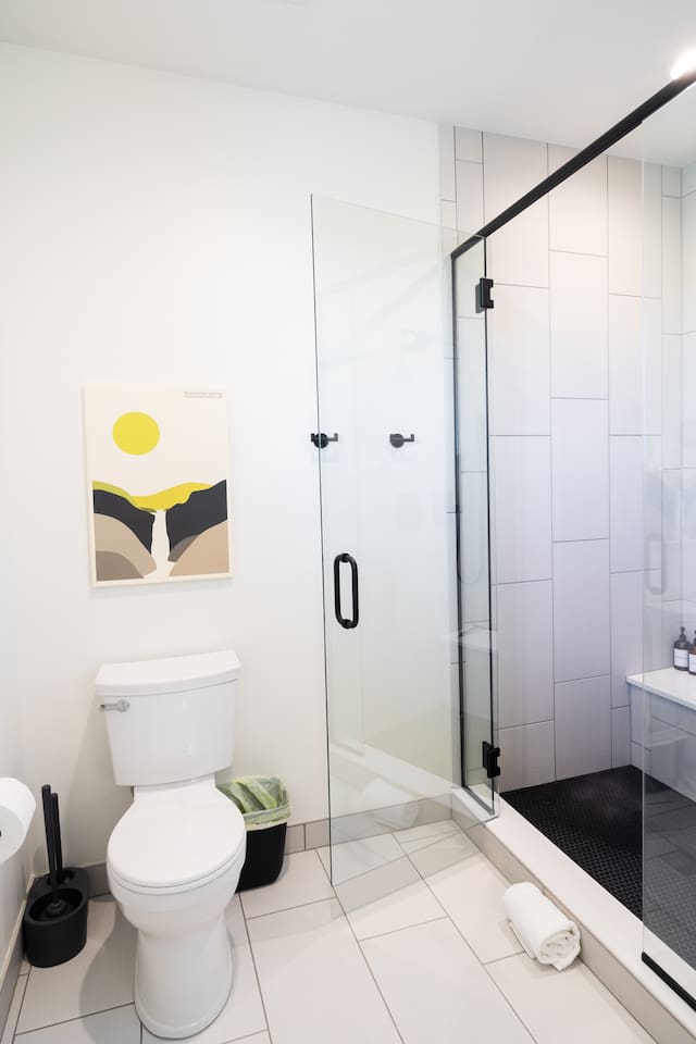 Bunk Room Bathroom