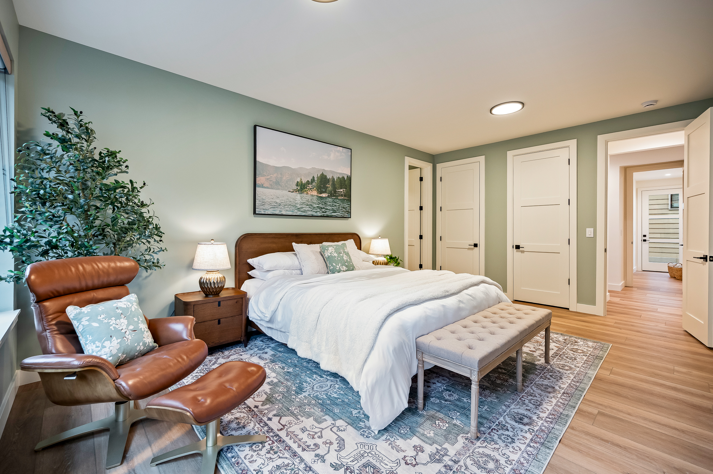 Bedroom #2 of 7 - Main floor, king bed, Smart TV, en suite with walk-in shower