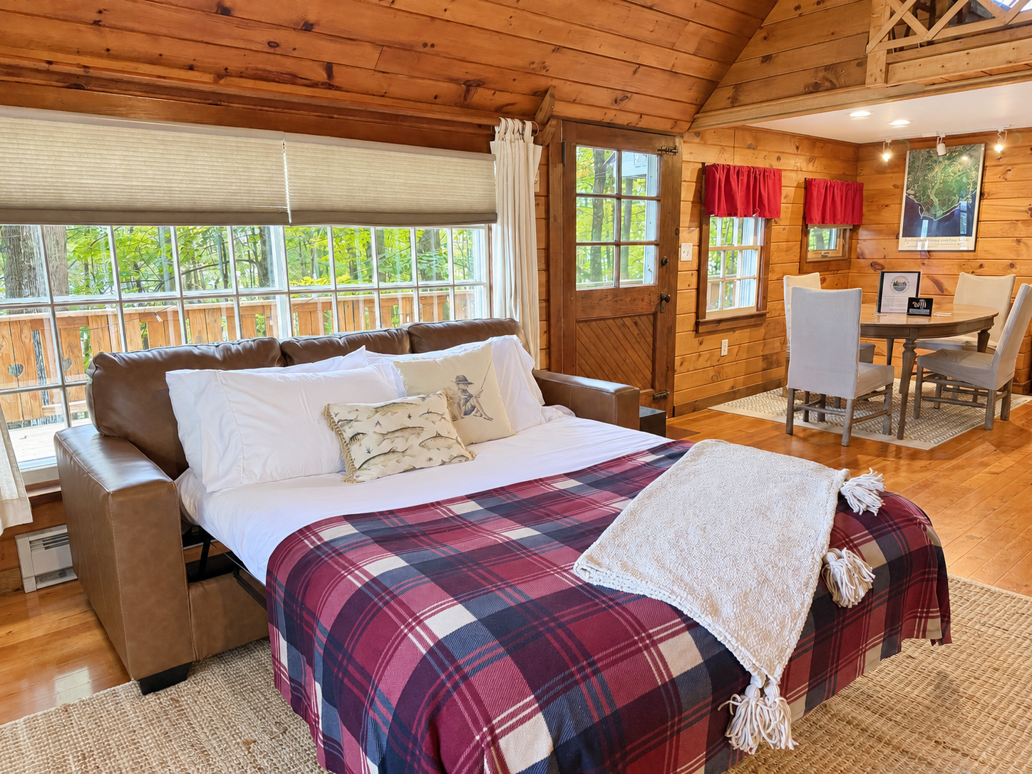 Additional sleeping in living area