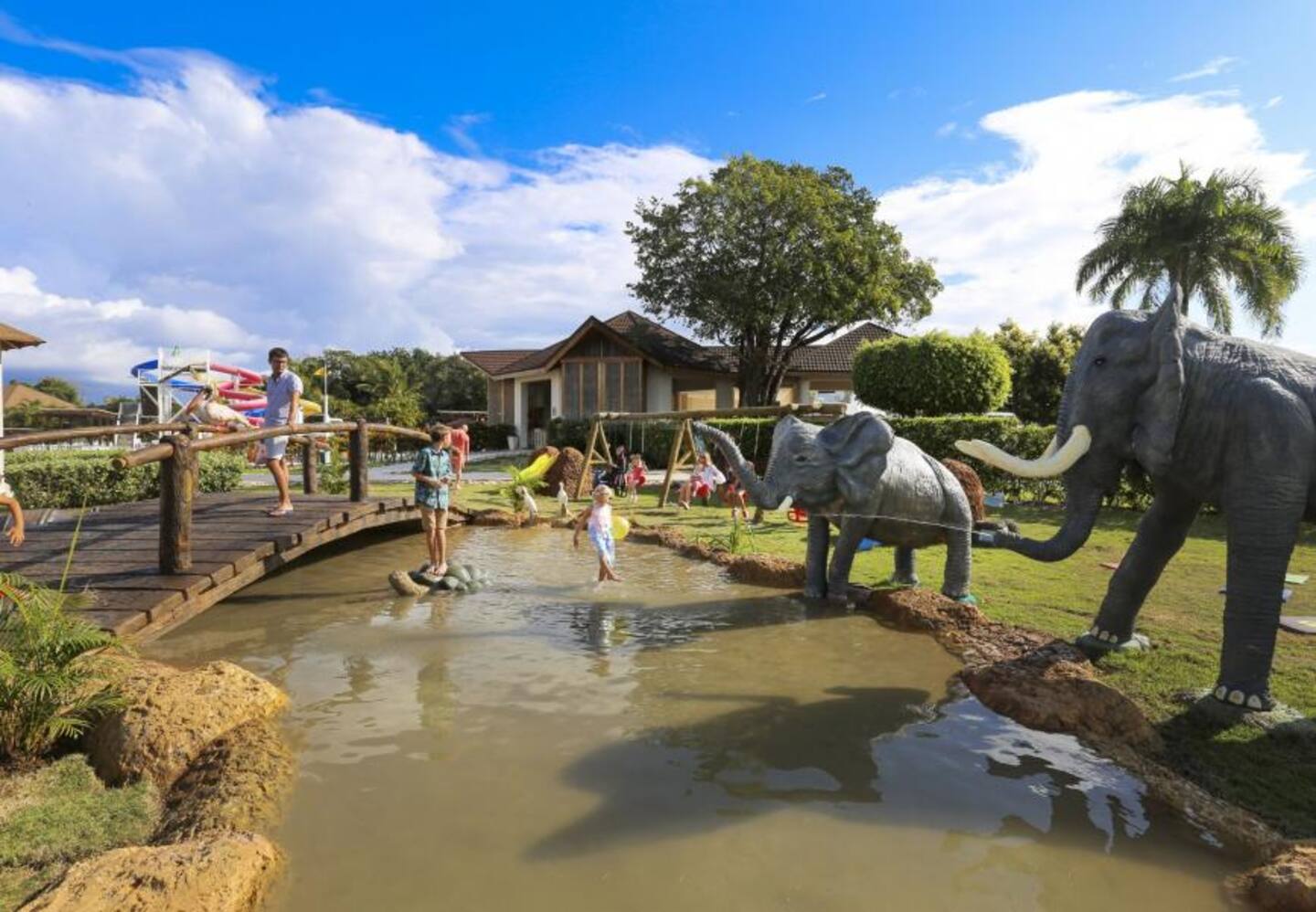 kids park free with  your key card