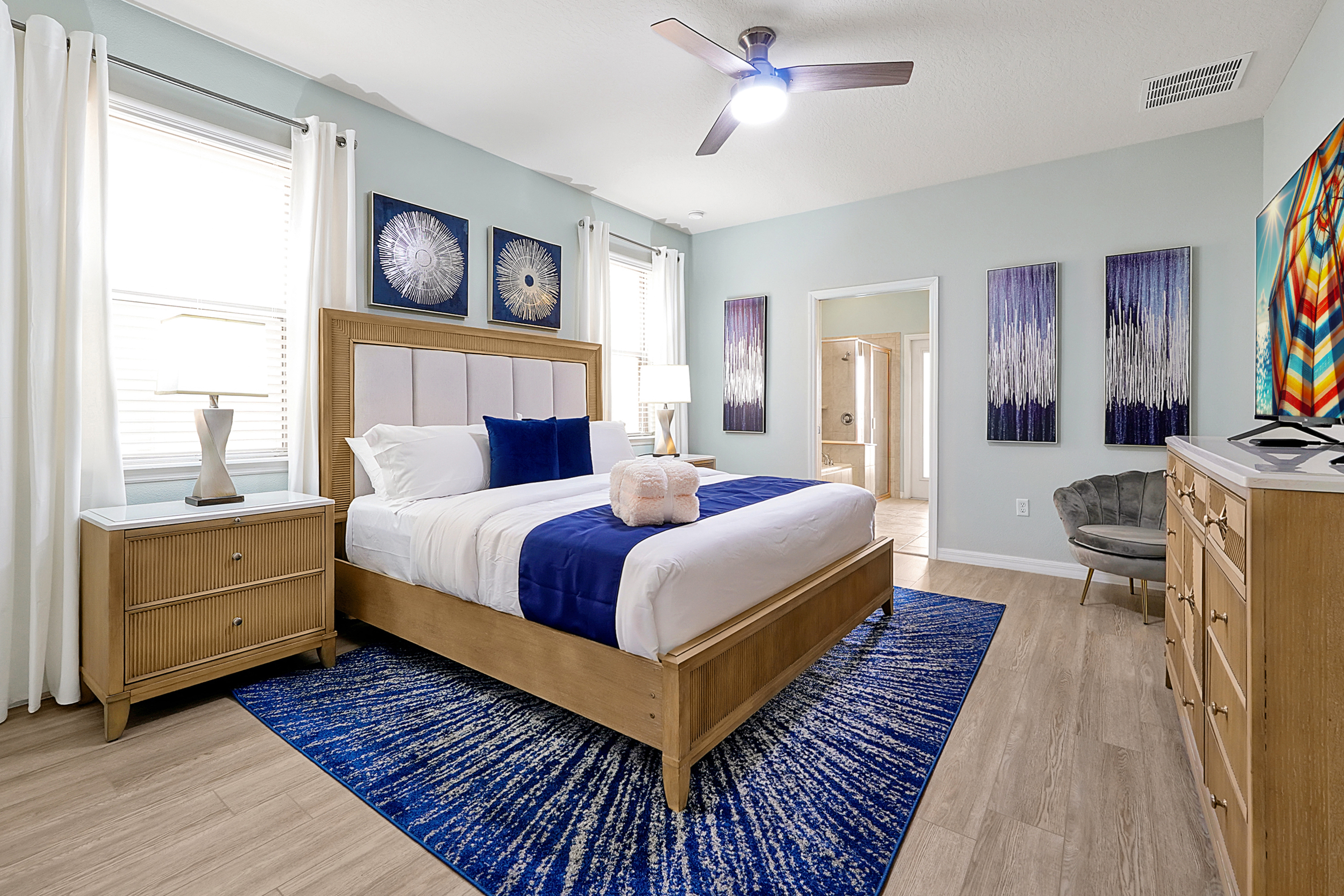 Bedroom 1-1st Floor-King