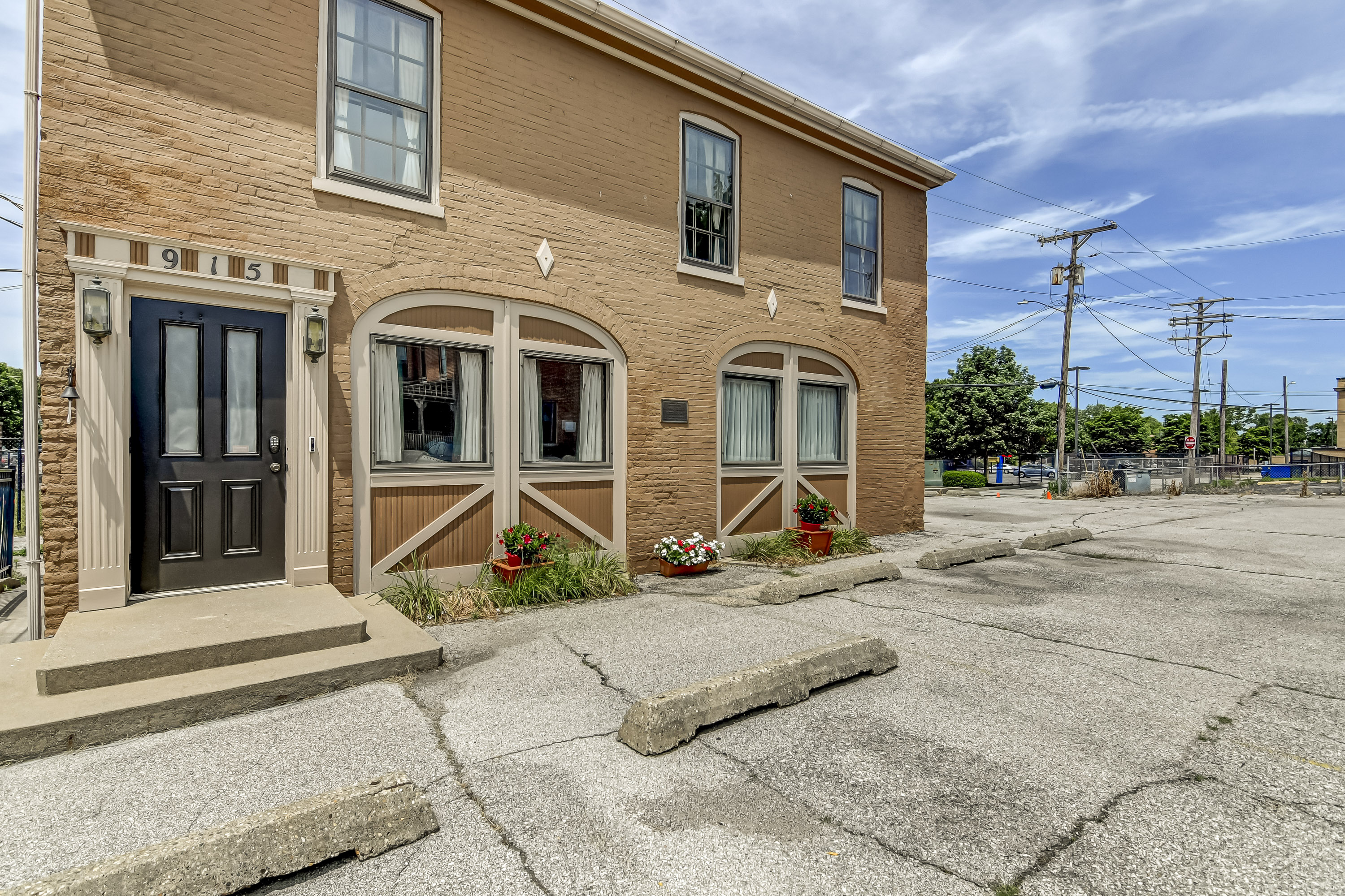 The Bressmer Carriage House