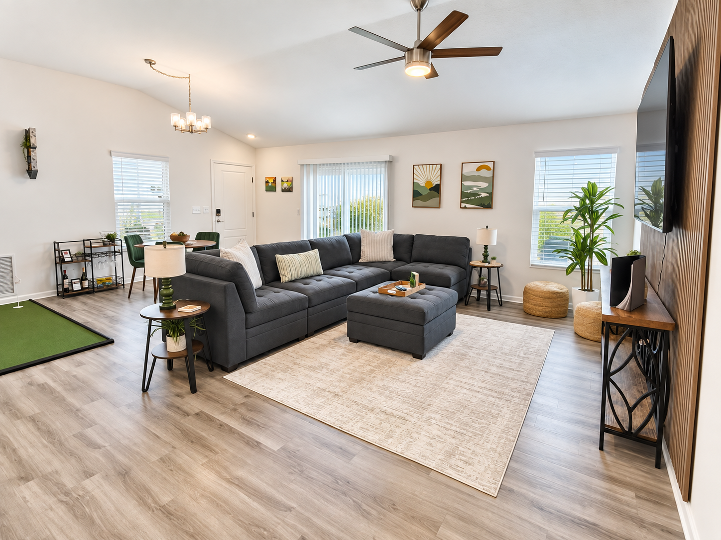 Bright and spacious living room