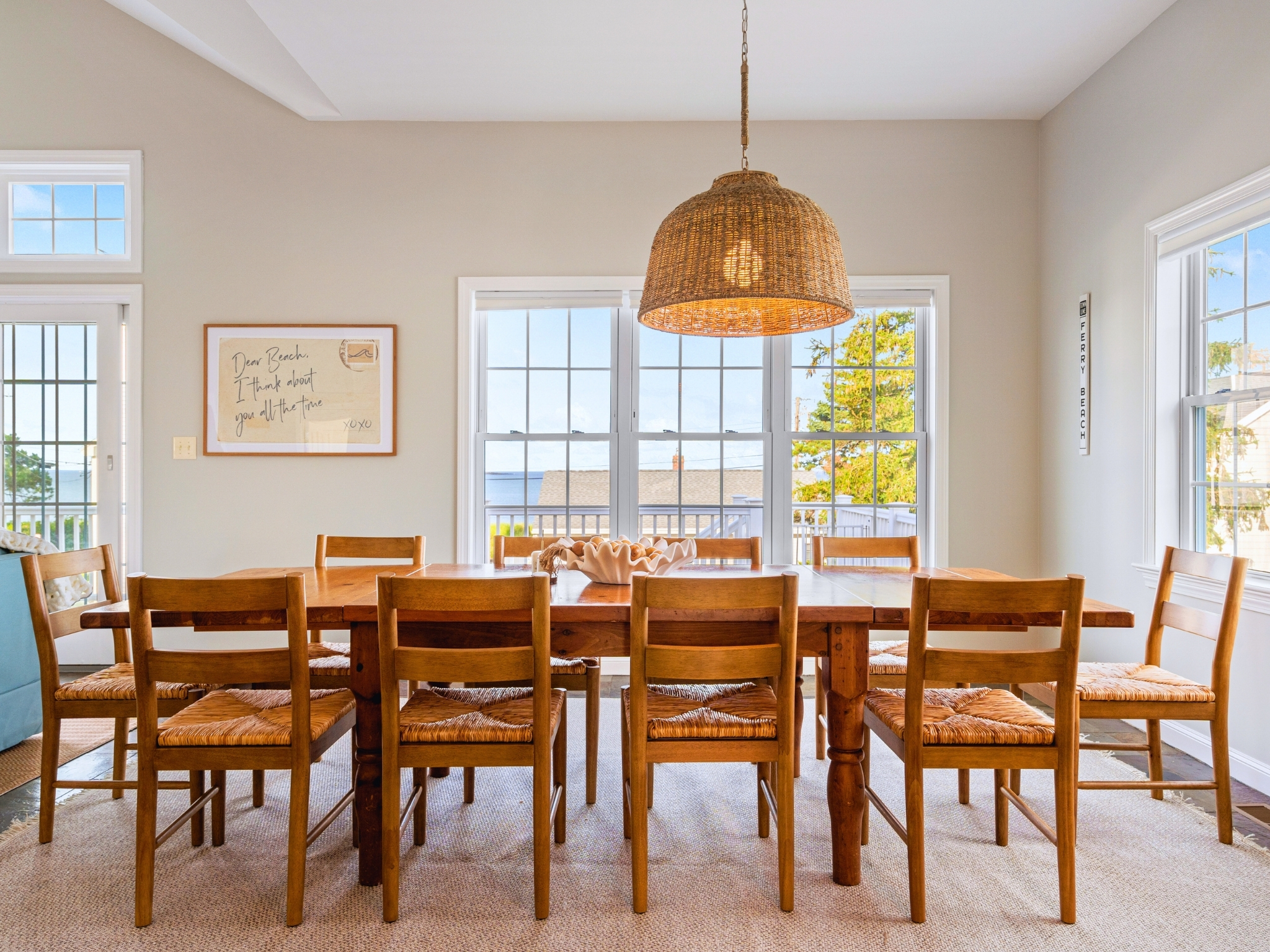 Enjoy meals together with 10 seats around the table, where everyone has a place to gather!