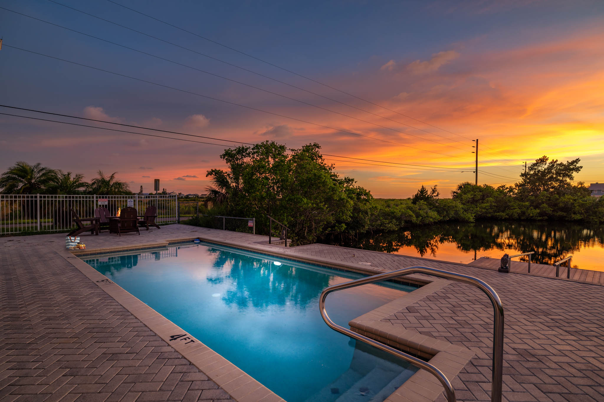 Waterfront/SUNSETS/3BR/Ping Pong/Kayaks