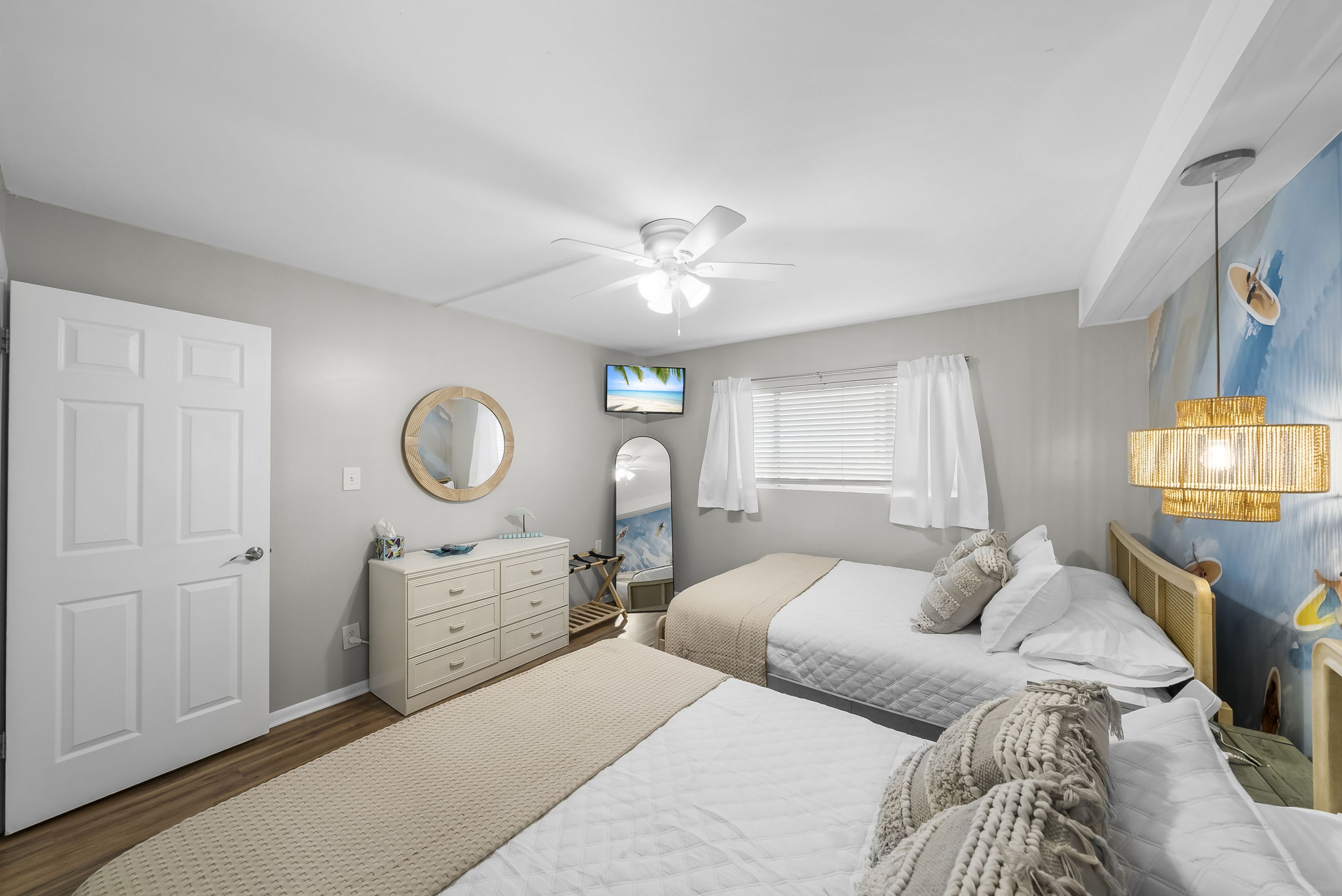 You will love the mornings waking up without an alarm in the Guest Bedroom boasting 2 brand new Queen size beds with fresh linens.