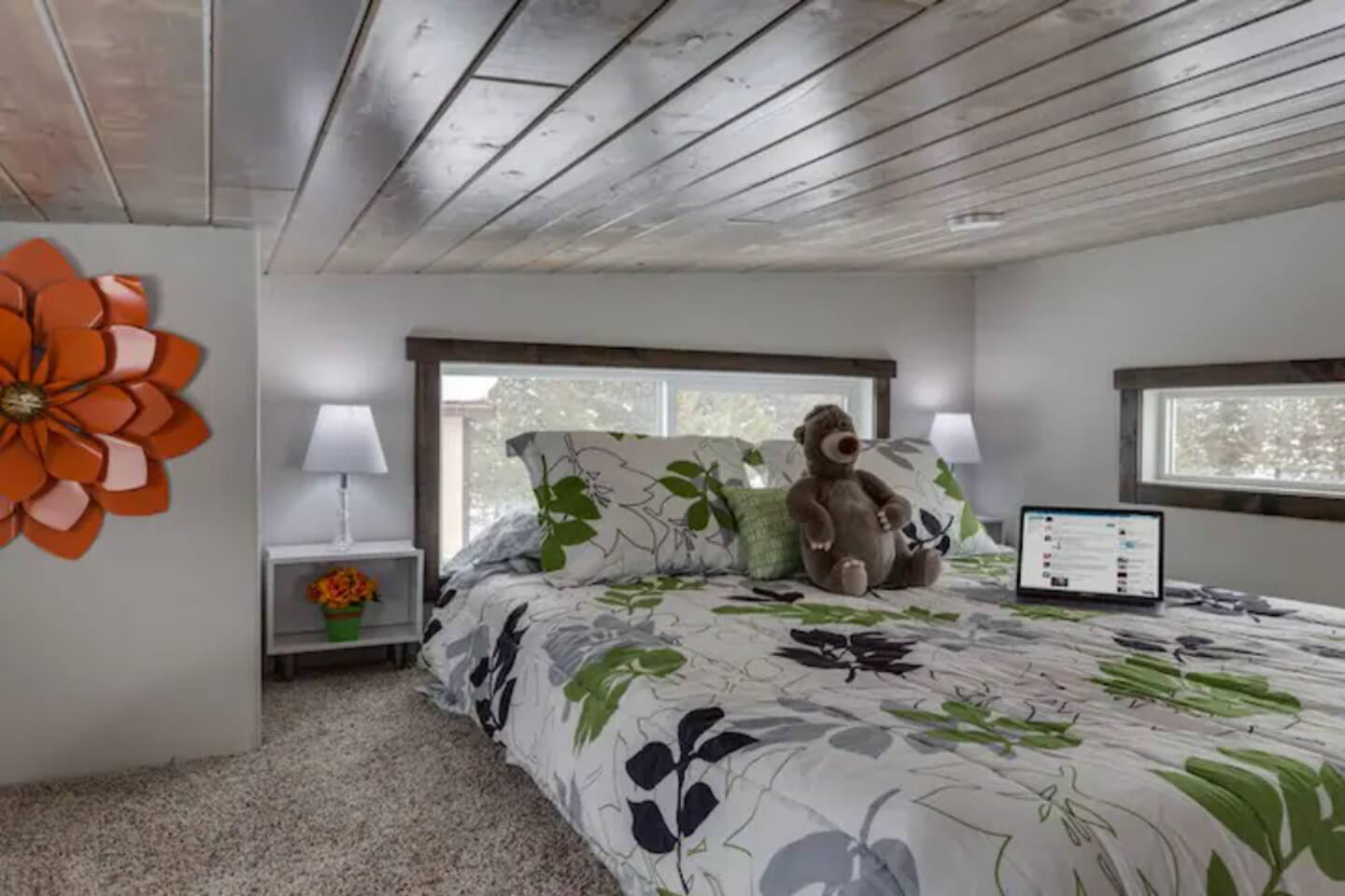 Loft- queen bed- ceiling is low