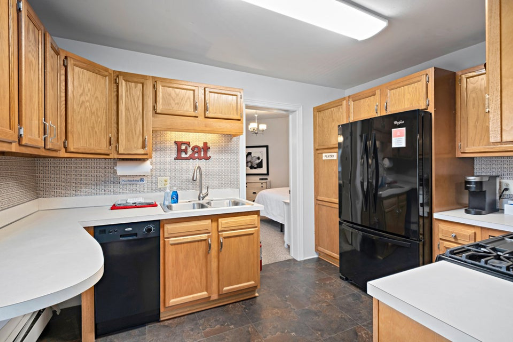 Functional and Organized Kitchen
