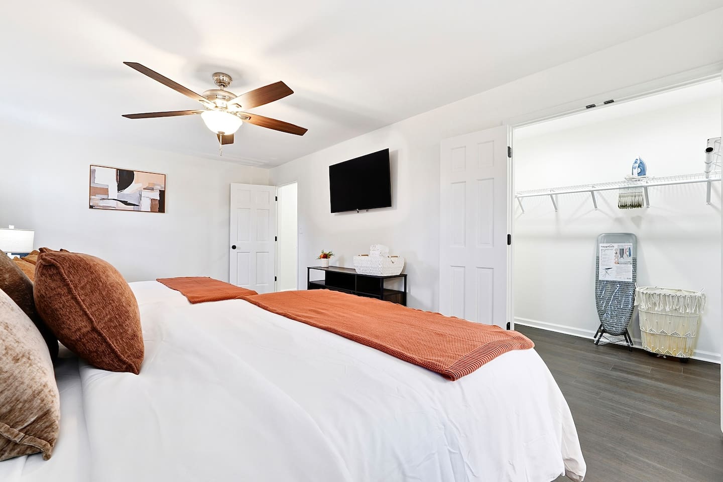 Located furthest to the left at the top of the stairs, this warm and inviting bedroom features two double beds, a smart TV, and a private en-suite master bathroom. This room includes 4 full-body towels, 4 washcloths, and 2 hand towels for your stay.