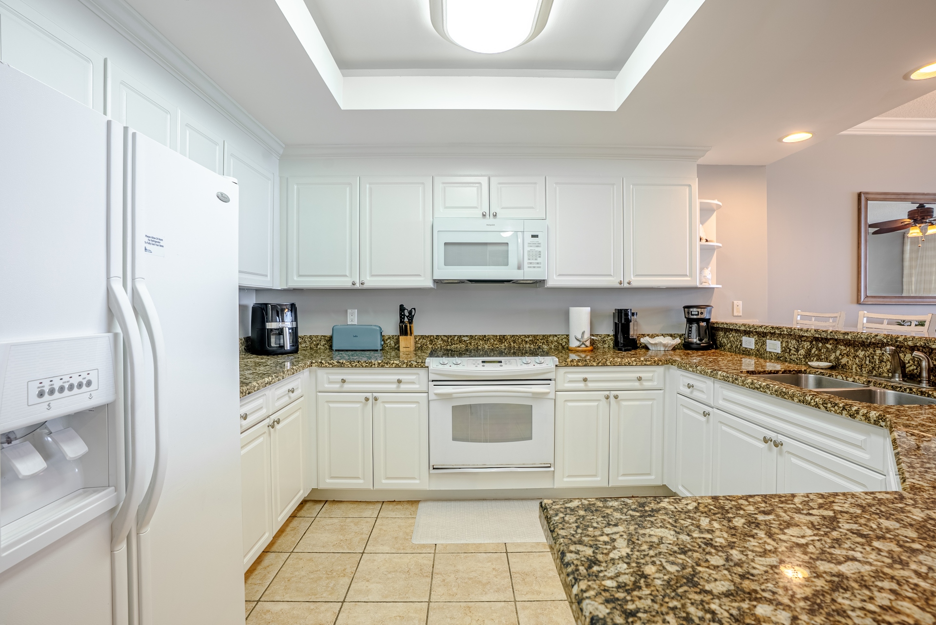 Large kitchen with all appliances