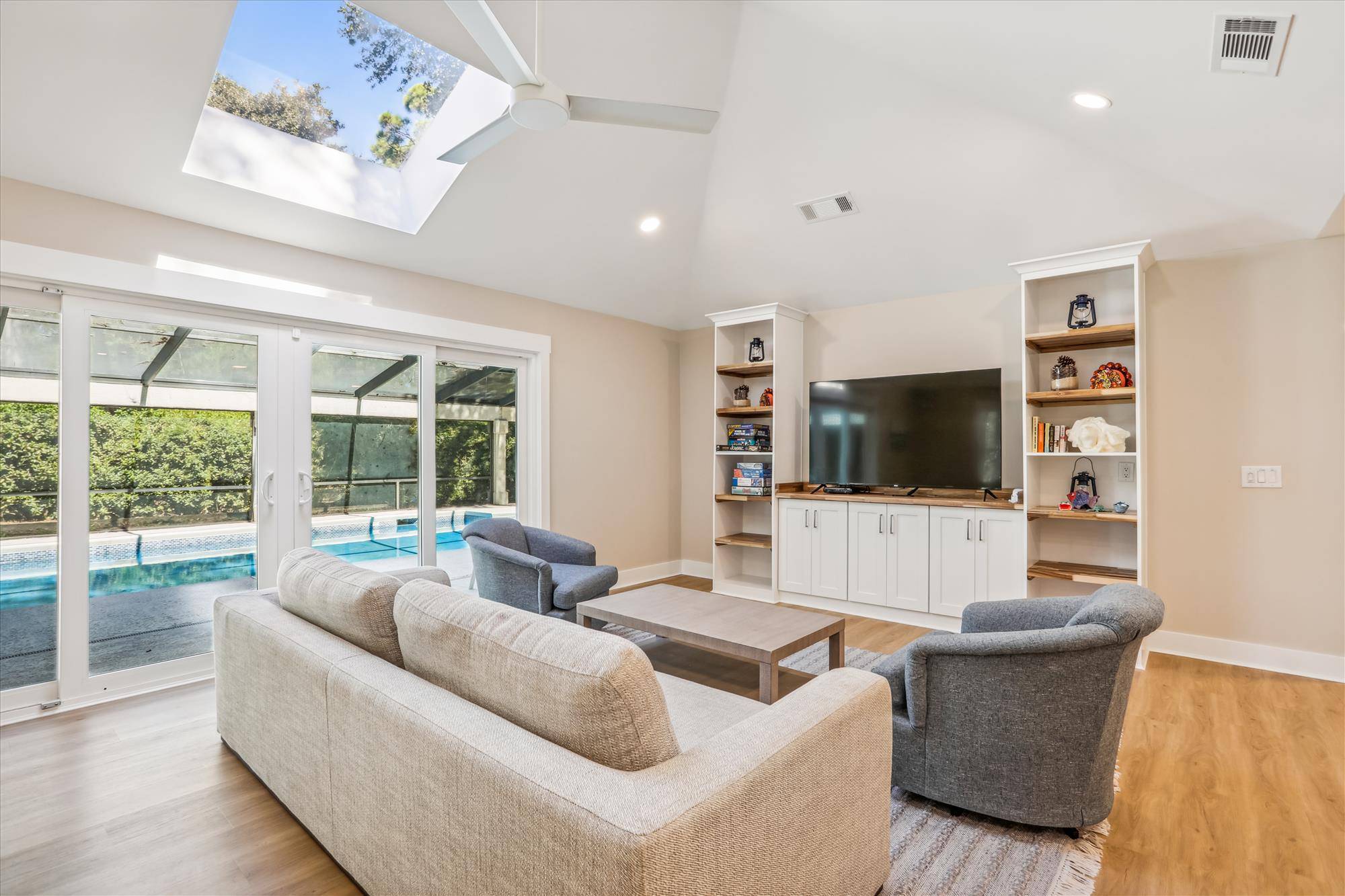 View of the pool from the living room