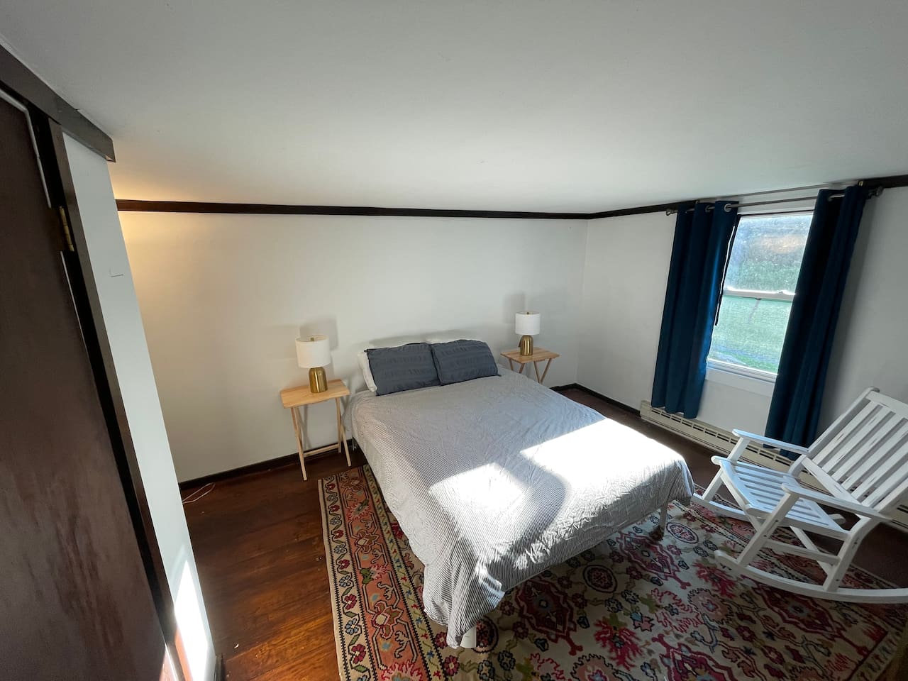 1st bedroom in 2 bed barn apartment w queen bed