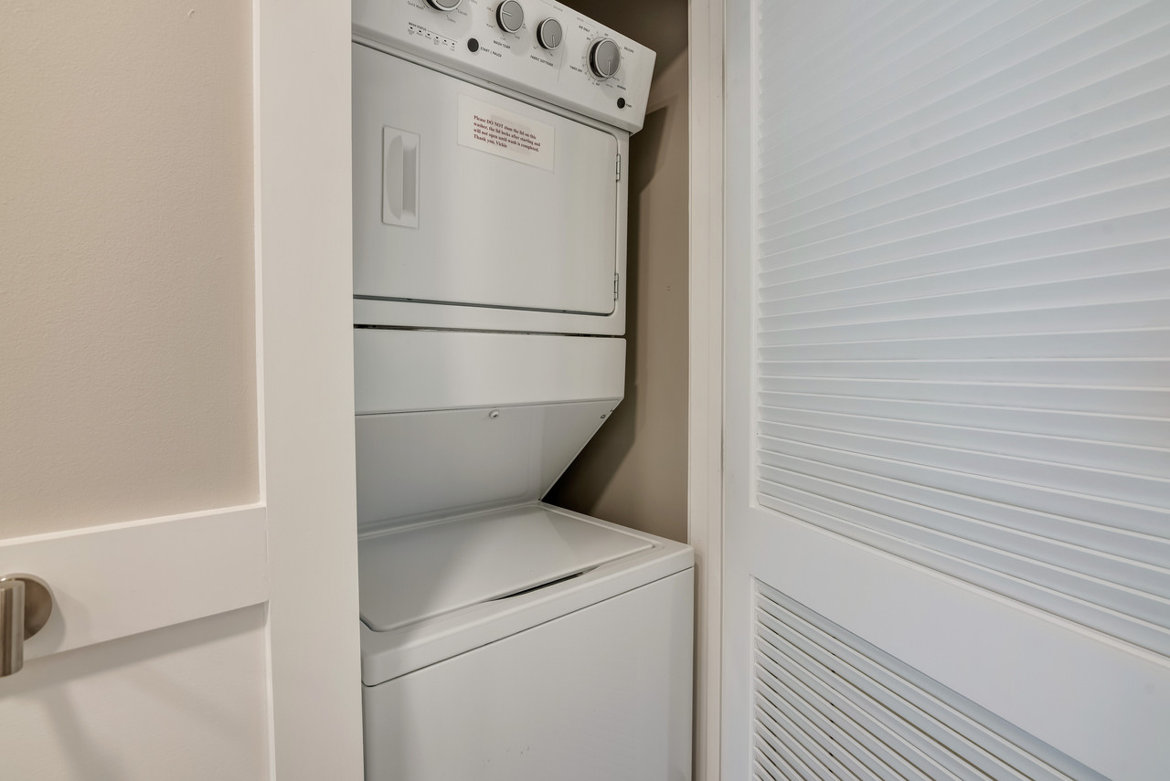 Hallway Washer/Dryer