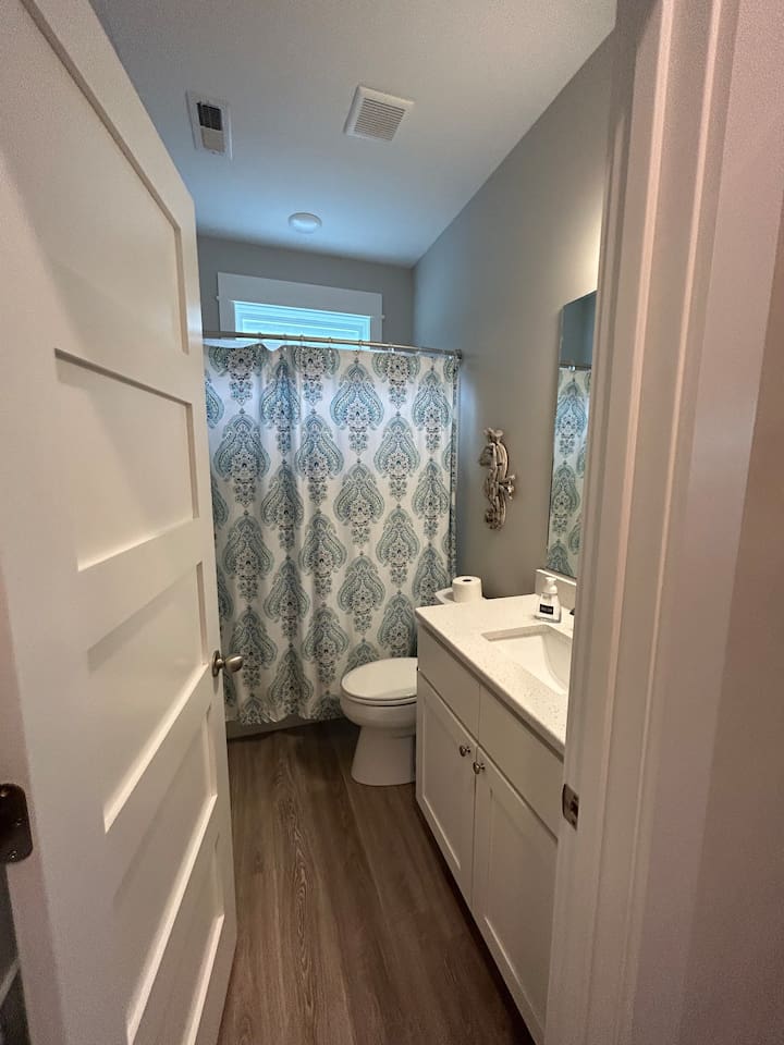 Ensuite