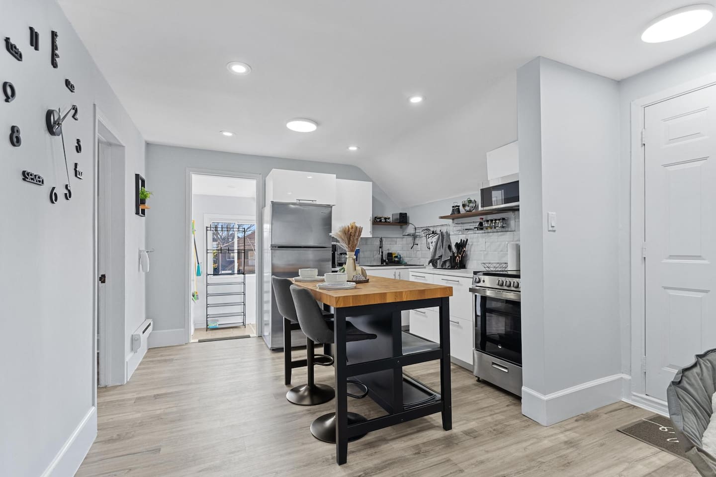 Open plan Kitchen and Dining