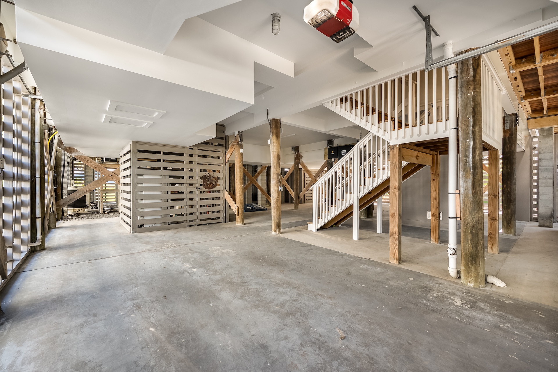 Garage | Beach Shelter | 3708 Palm Blvd | Isle of Palms, SC | IOP Escapes