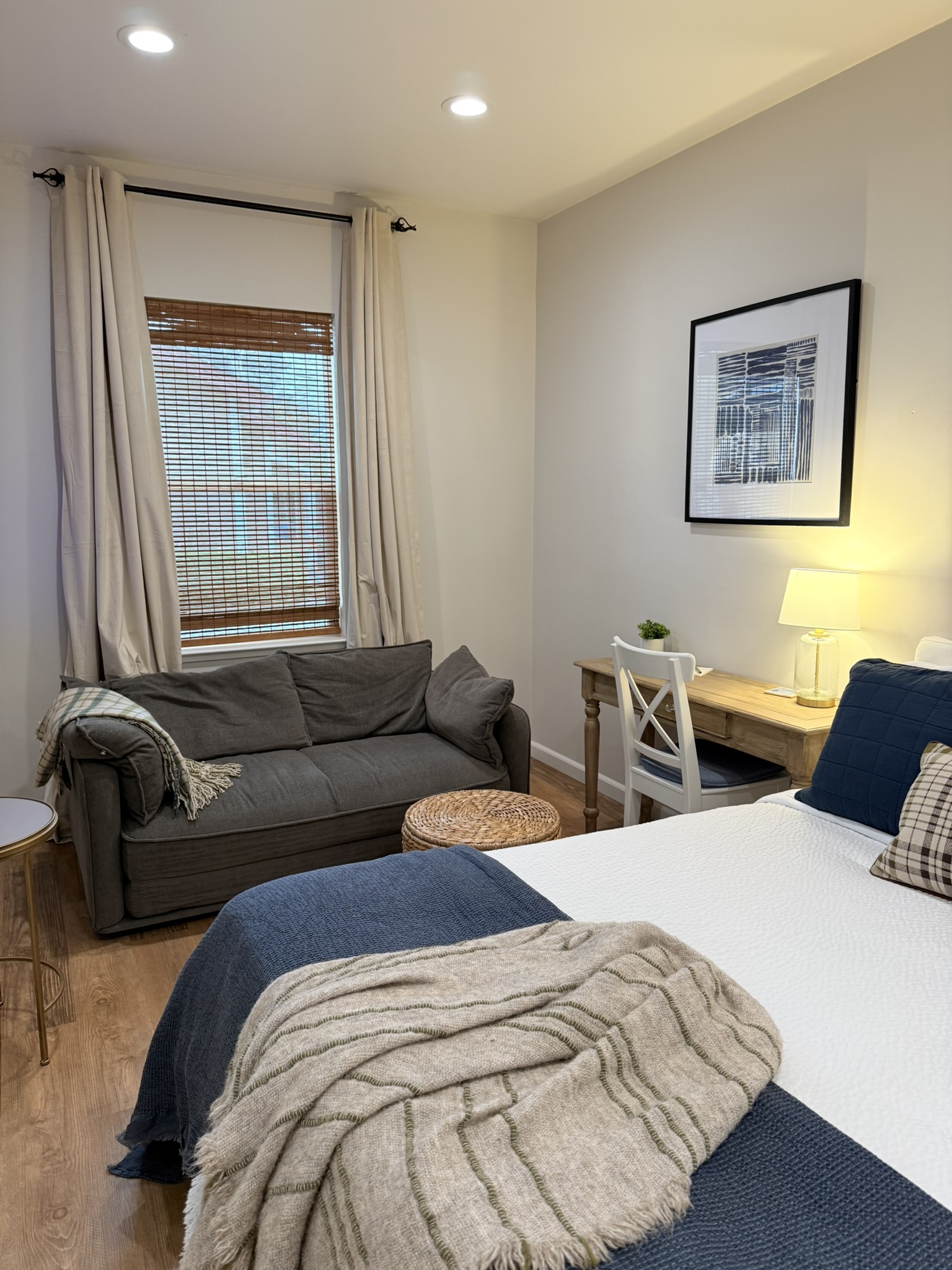 Queen Bed, Sleeper Sofa & Desk