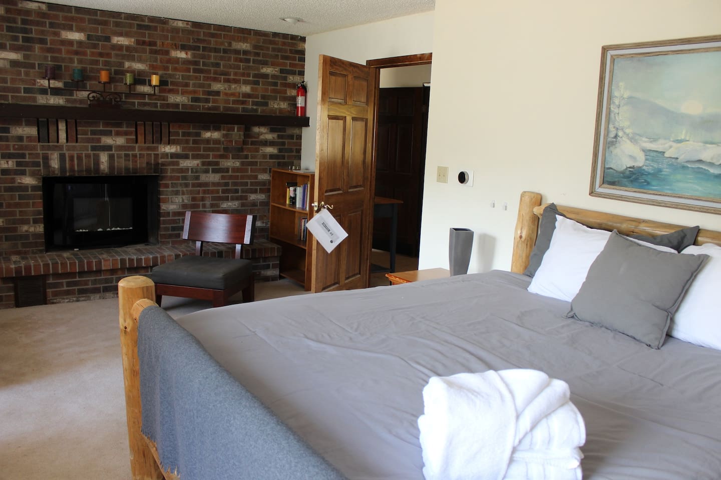 Bedroom 8, main level, attached bathroom