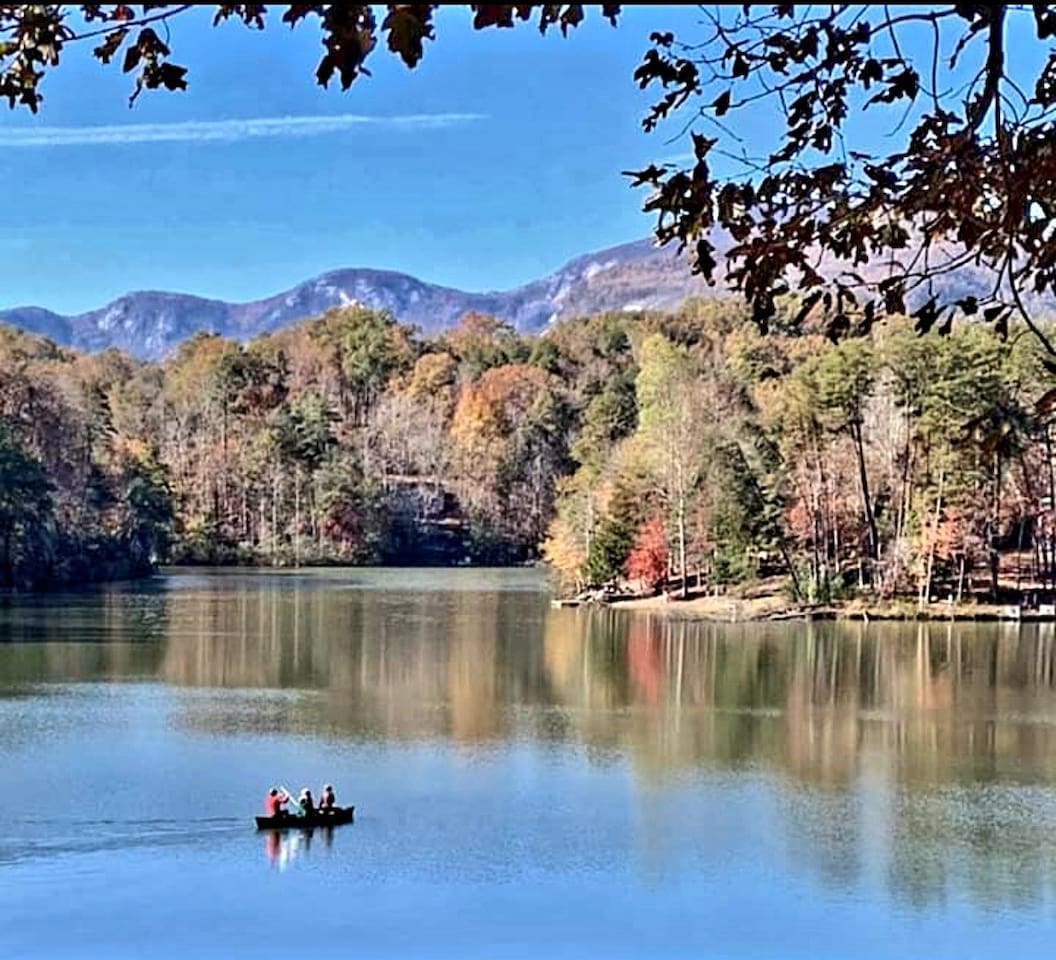 Enjoy a day on our private lake, Mirror Lake! 5 minute walk from back yard steps.